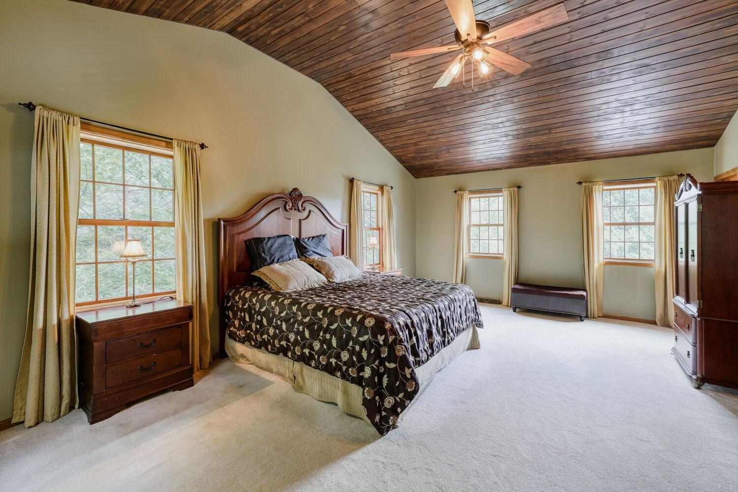 View of Residential at 211 Paisley Lane, Golden Valley MN 55422, Golden Valley (23 of 48) - Mike Wilen | Minnesota Team Real Estate