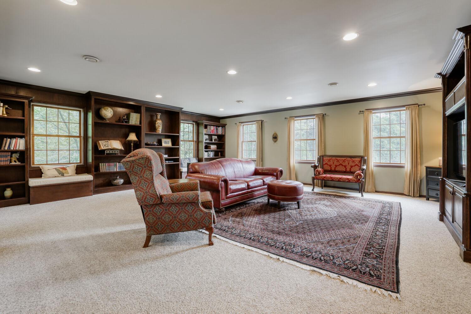 View of Residential at 211 Paisley Lane, Golden Valley MN 55422, Golden Valley (20 of 48) - Mike Wilen | Minnesota Team Real Estate