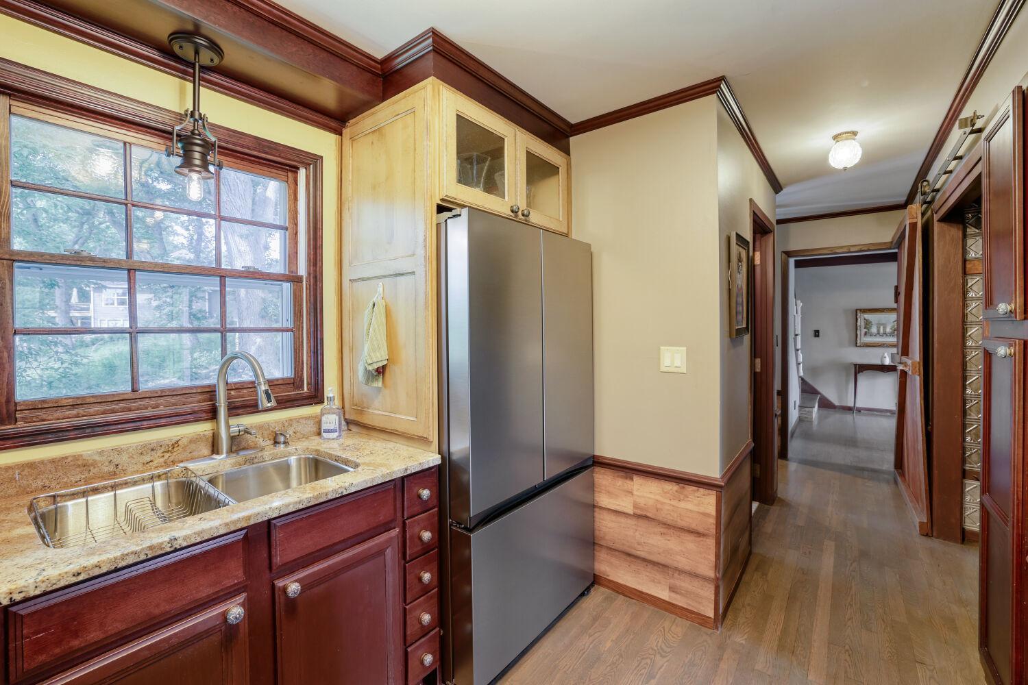 View of Residential at 211 Paisley Lane, Golden Valley MN 55422, Golden Valley (17 of 48) - Mike Wilen | Minnesota Team Real Estate