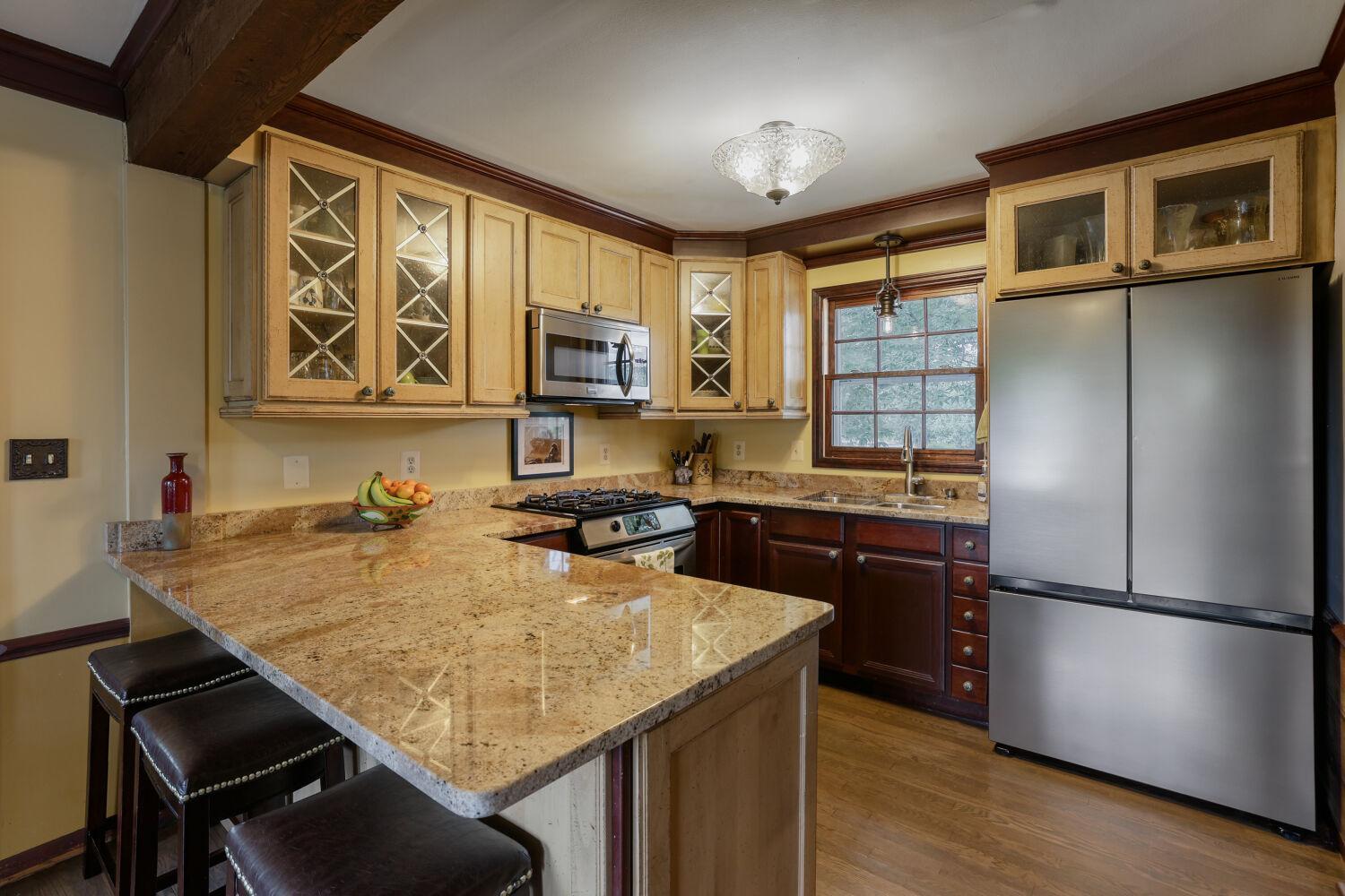 View of Residential at 211 Paisley Lane, Golden Valley MN 55422, Golden Valley (15 of 48) - Mike Wilen | Minnesota Team Real Estate