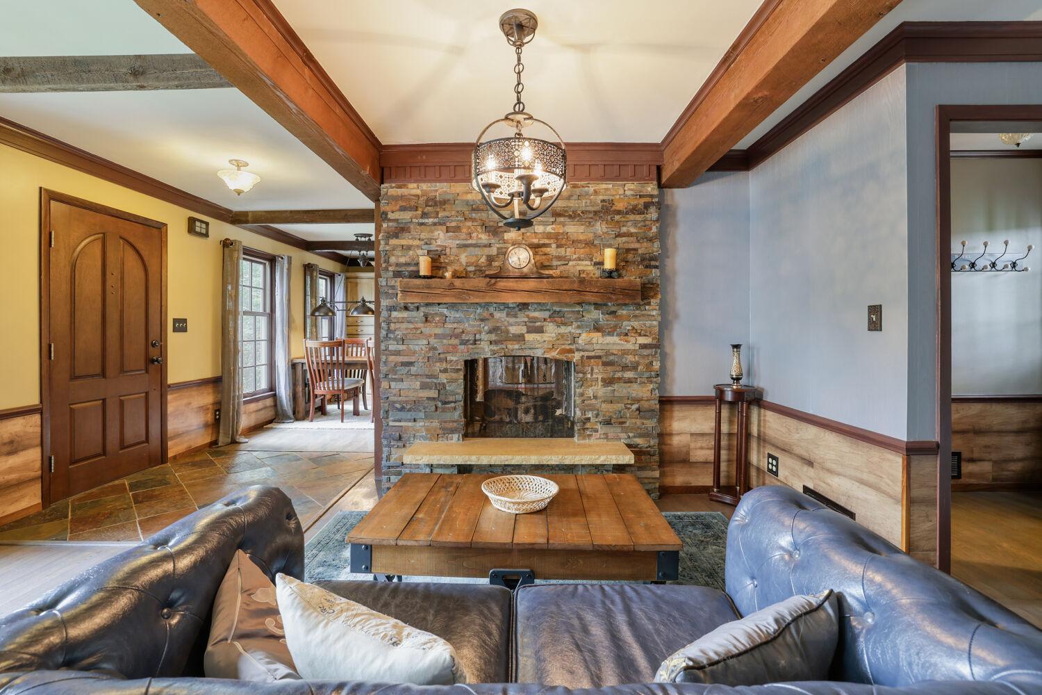 View of Residential at 211 Paisley Lane, Golden Valley MN 55422, Golden Valley (8 of 48) - Mike Wilen | Minnesota Team Real Estate