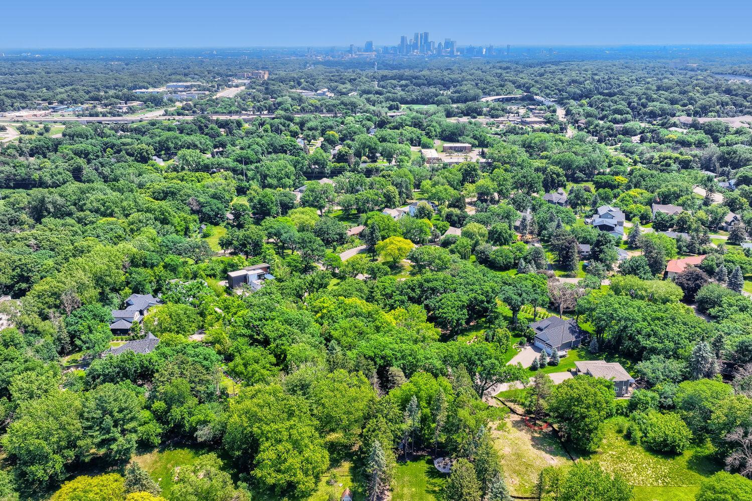 View of Residential at 211 Paisley Lane, Golden Valley MN 55422, Golden Valley (44 of 48) - Mike Wilen | Minnesota Team Real Estate