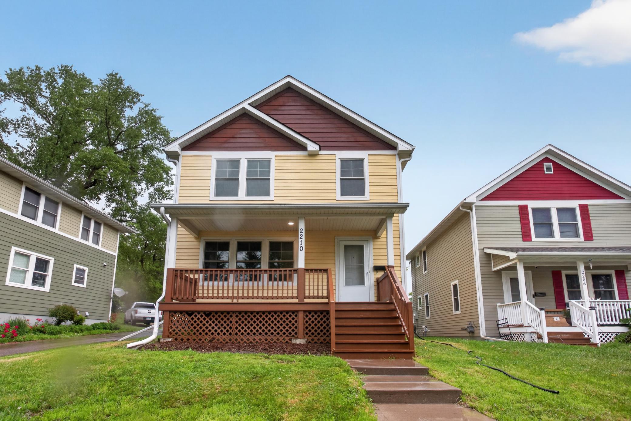 View of Residential at 2210 Irving Avenue, Minneapolis MN 55411, Minneapolis (2 of 21) - Mike Wilen | Minnesota Team Real Estate