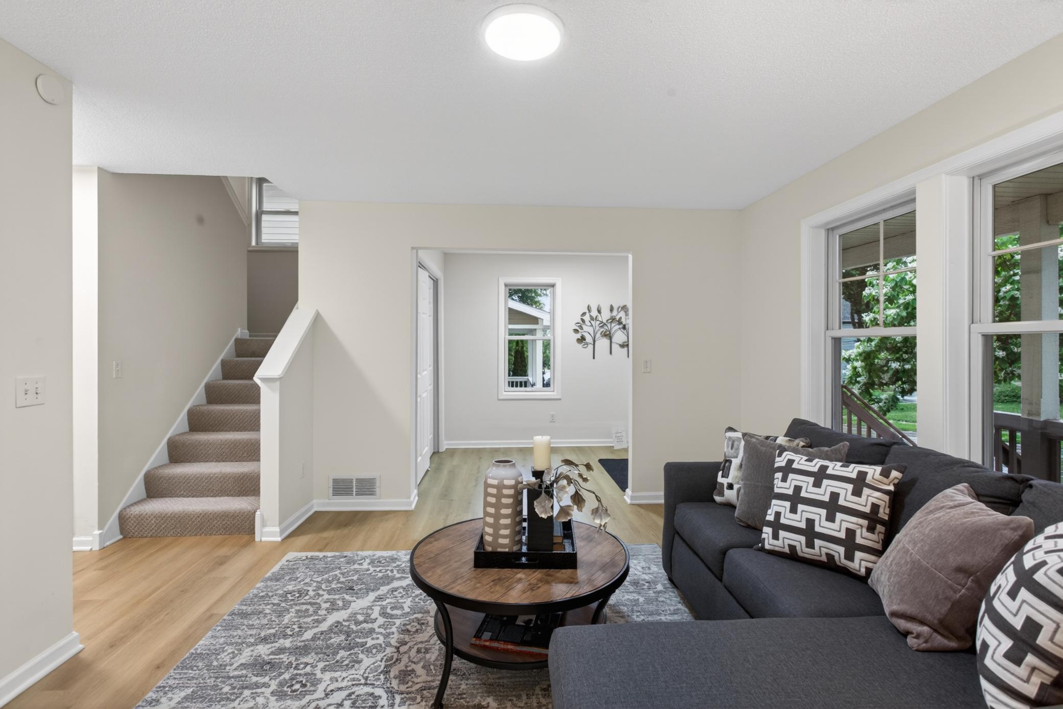 View of Residential at 2210 Irving Avenue, Minneapolis MN 55411, Minneapolis (3 of 21) - Mike Wilen | Minnesota Team Real Estate