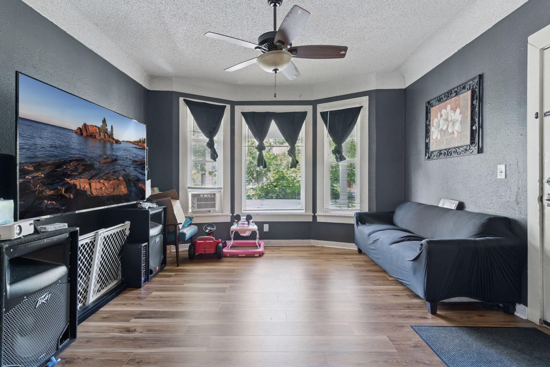 View of Residential Income at 3033 Park Avenue, Minneapolis MN 55407, Minneapolis (5 of 51) - Mike Wilen | Minnesota Team Real Estate