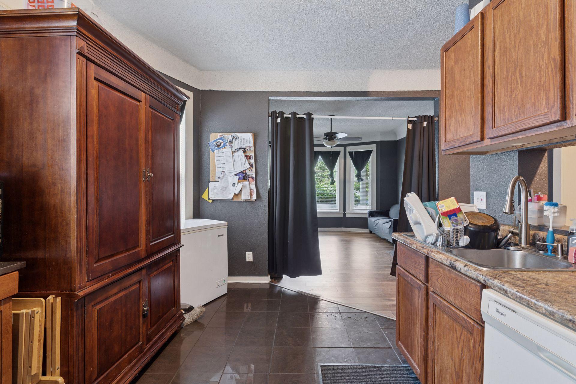 View of Residential Income at 3033 Park Avenue, Minneapolis MN 55407, Minneapolis (9 of 51) - Mike Wilen | Minnesota Team Real Estate