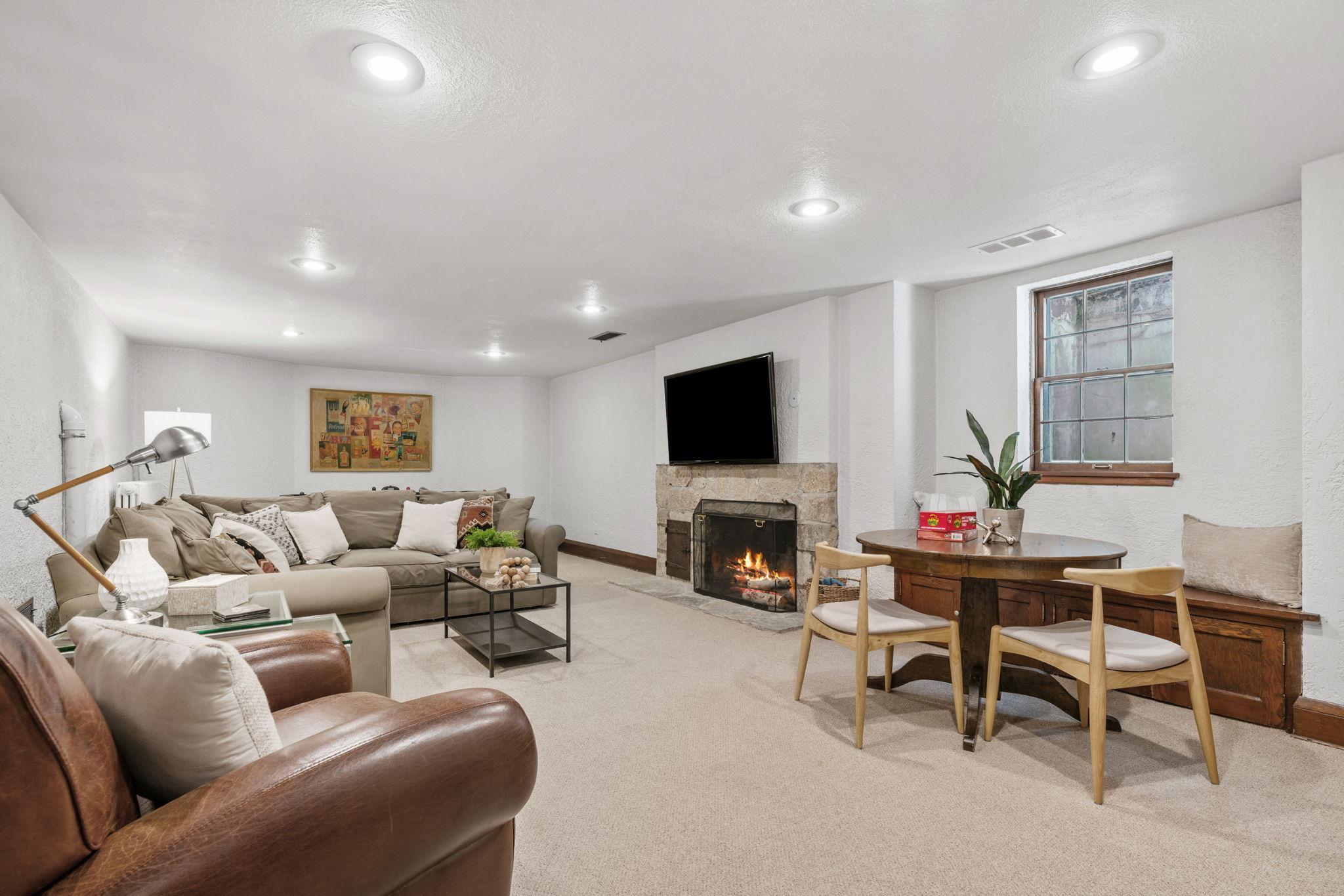 View of Residential at 249 Hawthorne Road, Hopkins MN 55343, Hopkins (38 of 56) - Mike Wilen | Minnesota Team Real Estate