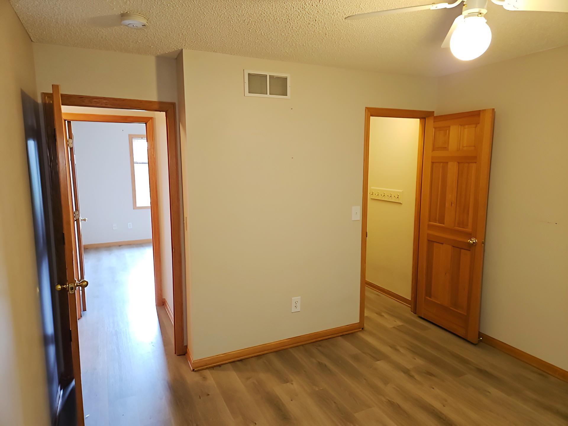View of Residential at 10455 Glen Eagle Circle, Woodbury MN 55129, Woodbury (34 of 55) - Mike Wilen | Minnesota Team Real Estate