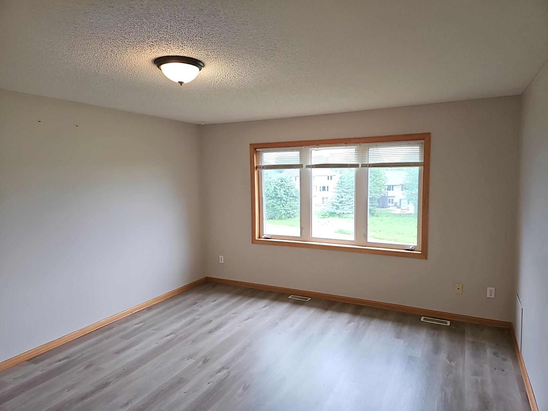 View of Residential at 10455 Glen Eagle Circle, Woodbury MN 55129, Woodbury (25 of 55) - Mike Wilen | Minnesota Team Real Estate