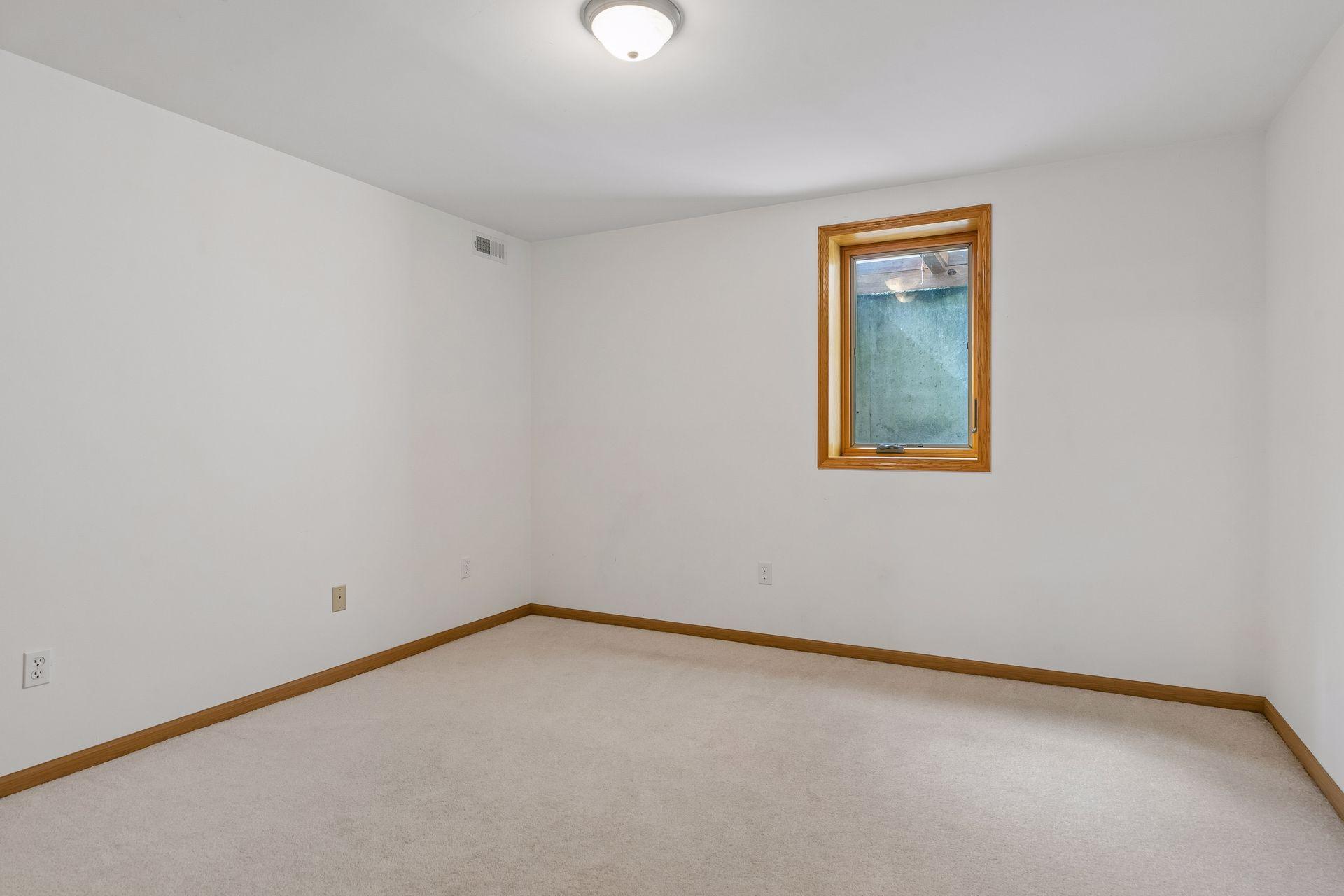 View of Residential at 710 Emerald Ridge, Roseville MN 55113, Roseville (41 of 47) - Mike Wilen | Minnesota Team Real Estate