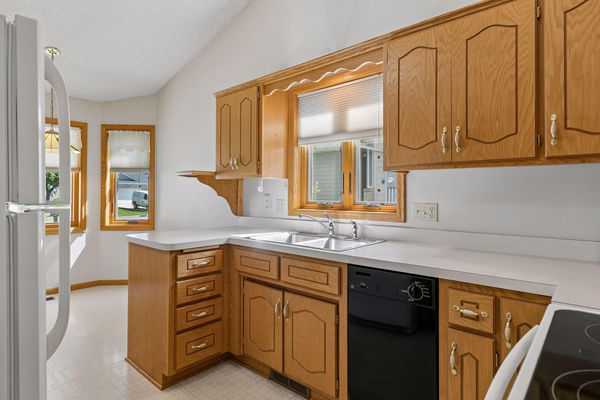 View of Residential at 710 Emerald Ridge, Roseville MN 55113, Roseville (17 of 47) - Mike Wilen | Minnesota Team Real Estate