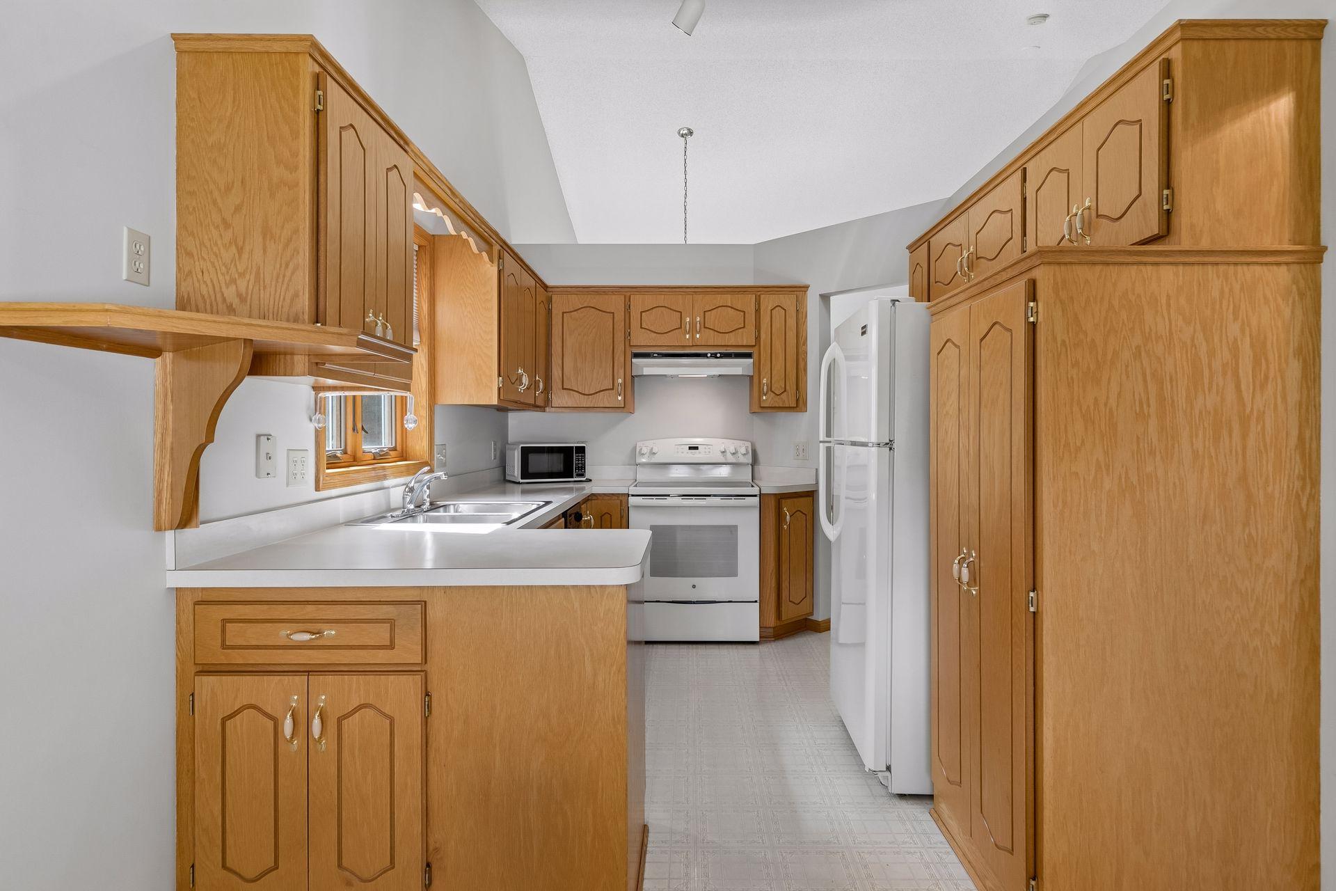 View of Residential at 710 Emerald Ridge, Roseville MN 55113, Roseville (15 of 47) - Mike Wilen | Minnesota Team Real Estate