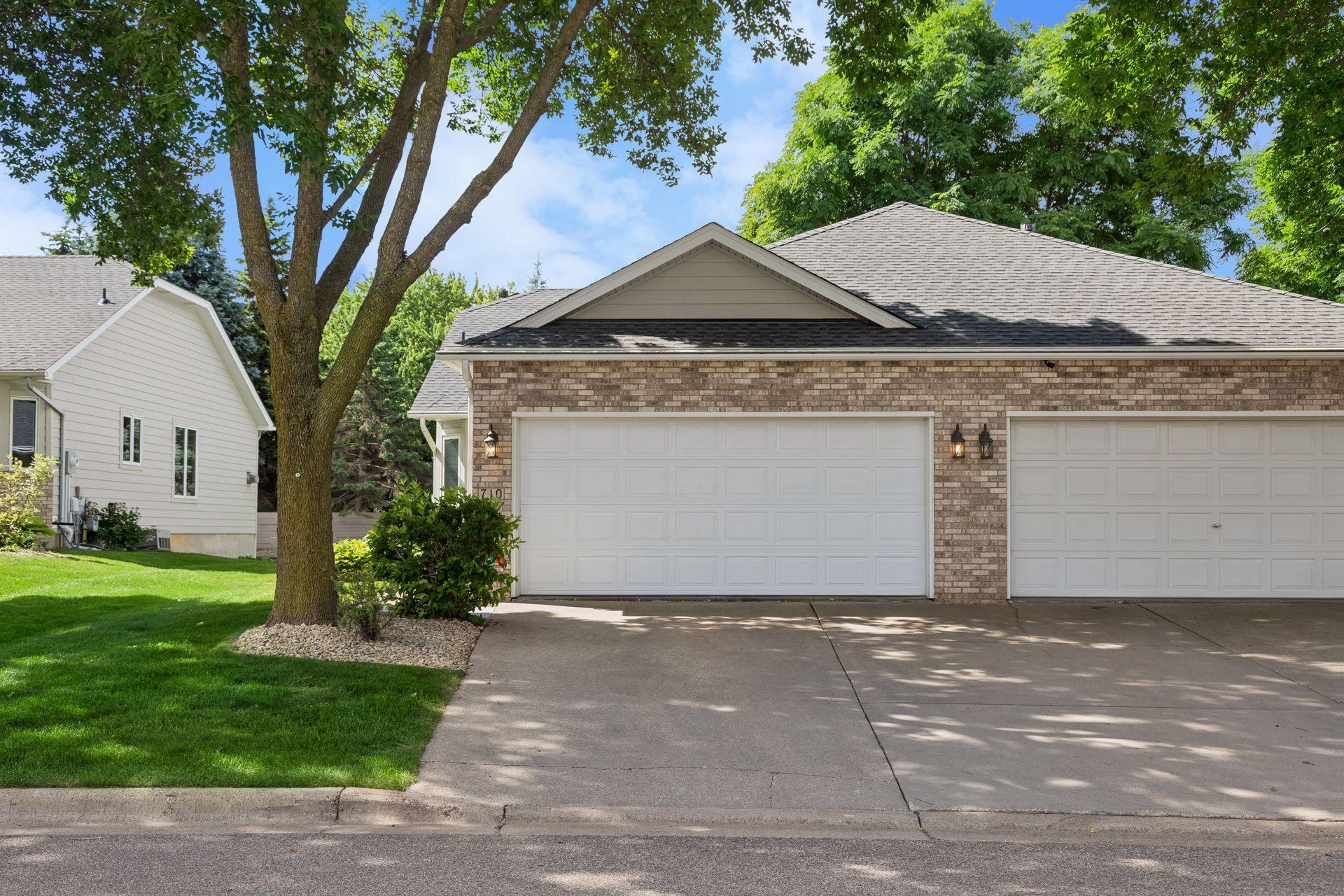 View of Residential at 710 Emerald Ridge, Roseville MN 55113, Roseville (8 of 47) - Mike Wilen | Minnesota Team Real Estate