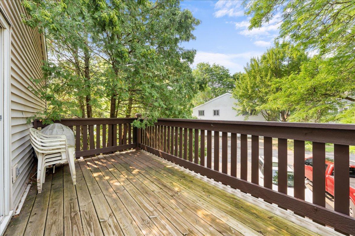 View of Residential at 4836 Grenwich Trail, Oakdale MN 55128, Oakdale (11 of 24) - Mike Wilen | Minnesota Team Real Estate