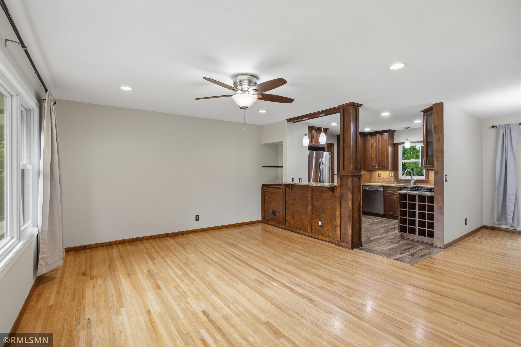 View of Residential at 10157 Irwin Road, Bloomington MN 55437, Bloomington (12 of 34) - Mike Wilen | Minnesota Team Real Estate