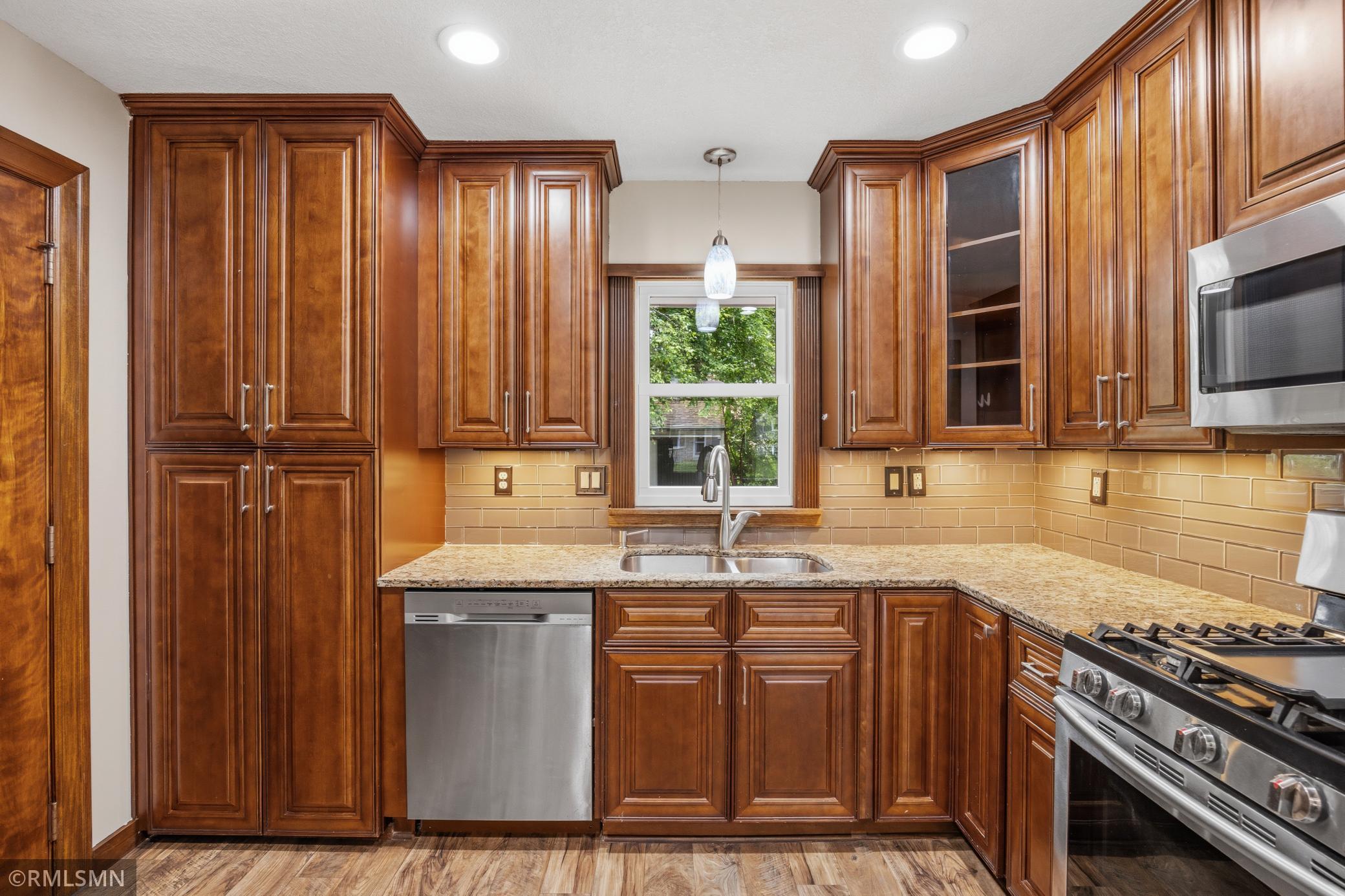 View of Residential at 10157 Irwin Road, Bloomington MN 55437, Bloomington (11 of 34) - Mike Wilen | Minnesota Team Real Estate
