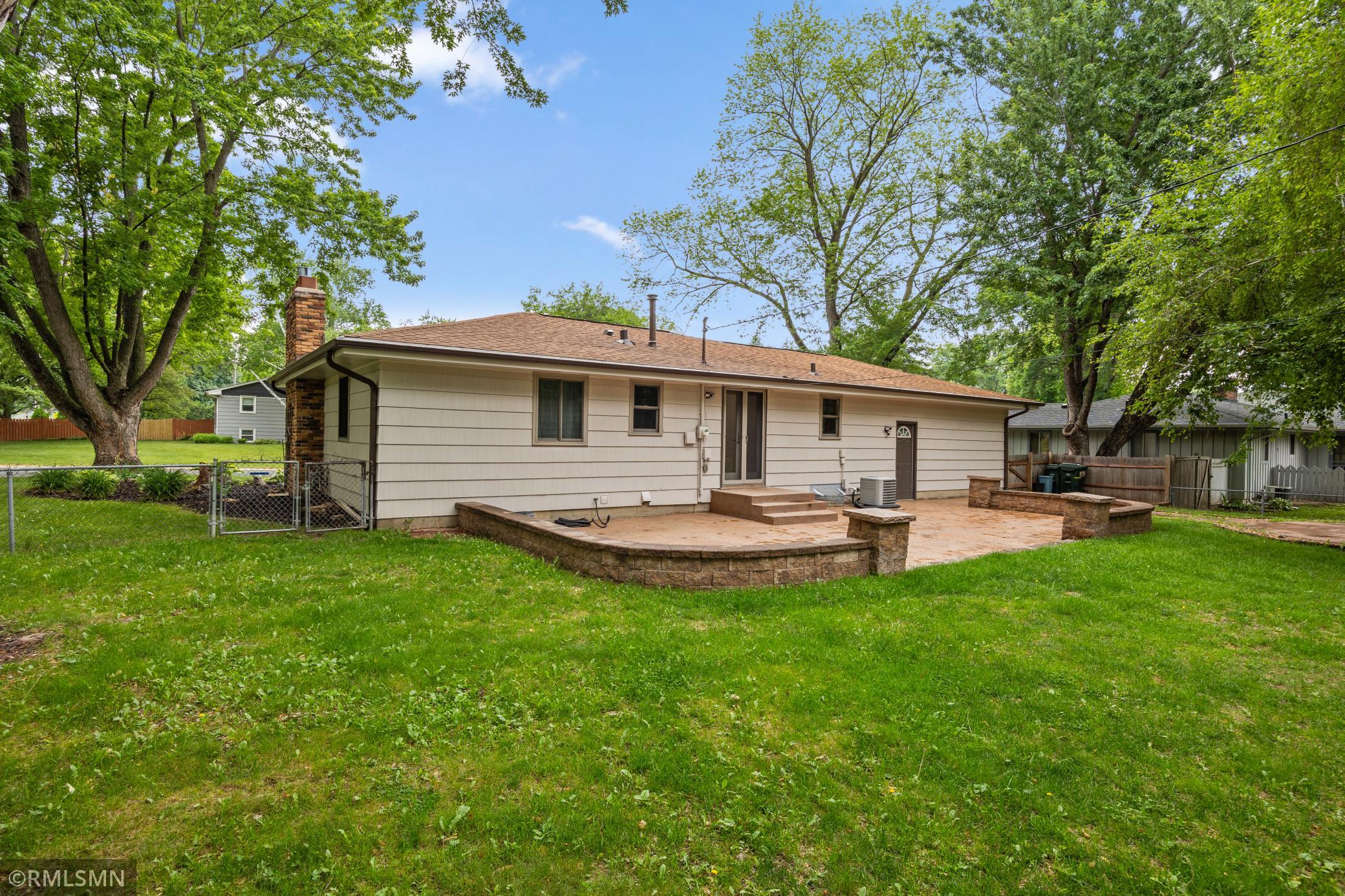 View of Residential at 10157 Irwin Road, Bloomington MN 55437, Bloomington (7 of 34) - Mike Wilen | Minnesota Team Real Estate