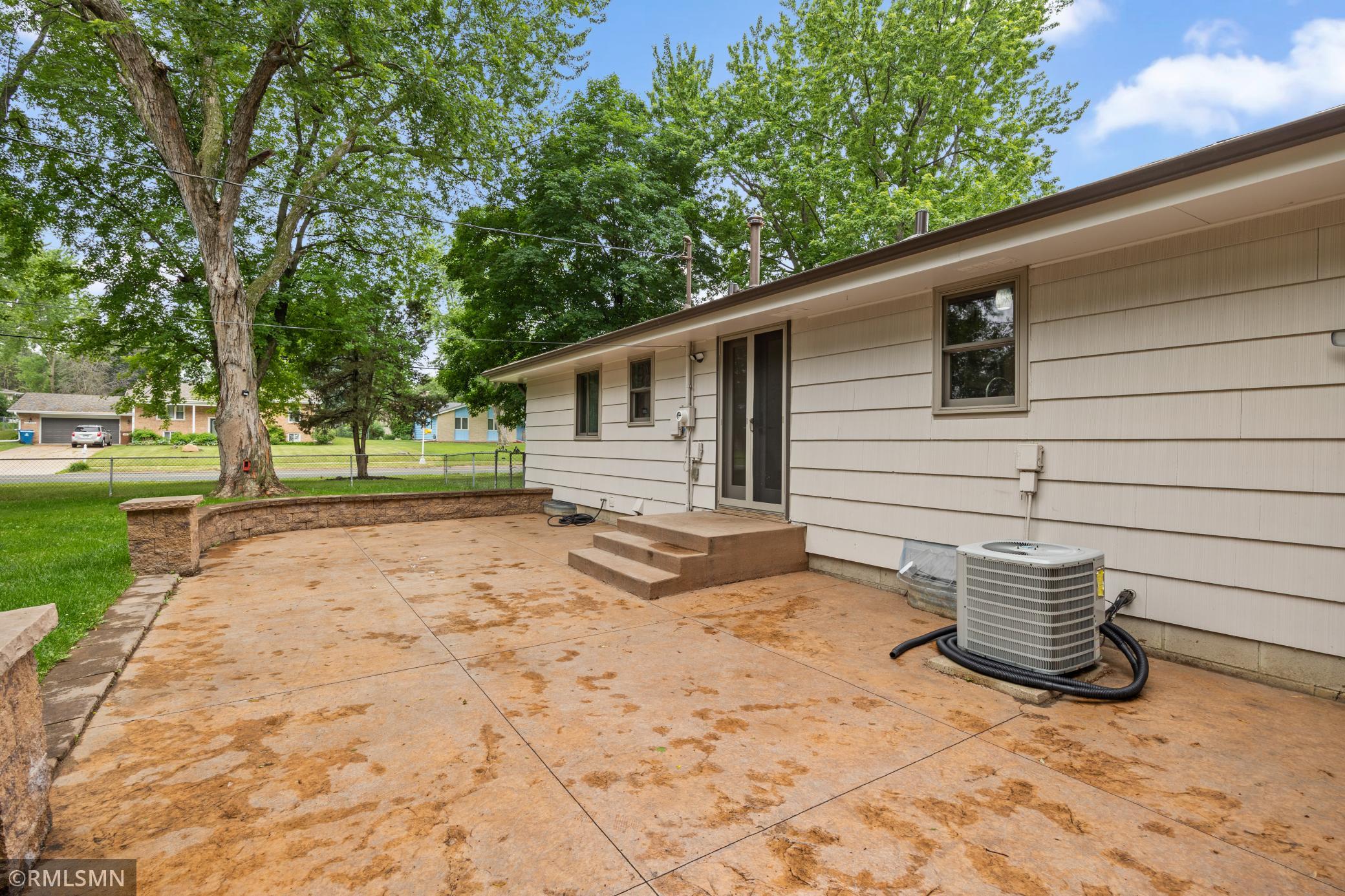 View of Residential at 10157 Irwin Road, Bloomington MN 55437, Bloomington (5 of 34) - Mike Wilen | Minnesota Team Real Estate