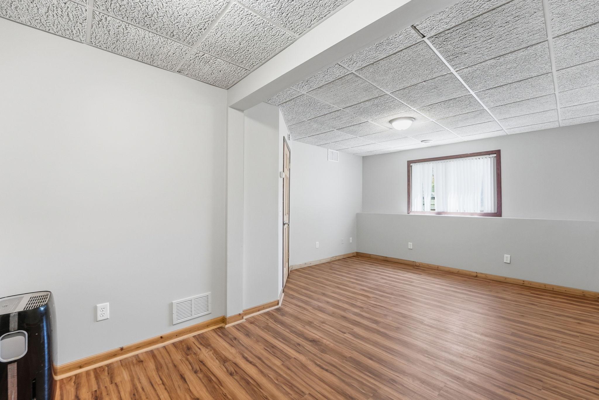 View of Residential at 1004 Canterbury Avenue, Buffalo MN 55313, Buffalo (38 of 45) - Mike Wilen | Minnesota Team Real Estate