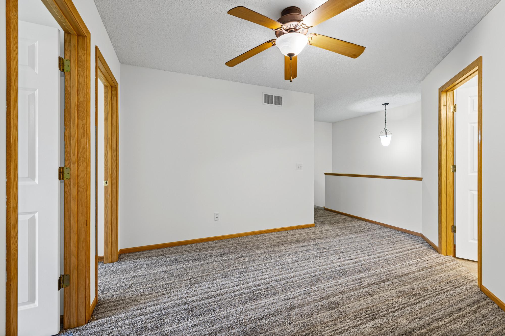 View of Residential at 3232 Oak View Drive, Woodbury MN 55129, Woodbury (29 of 35) - Mike Wilen | Minnesota Team Real Estate