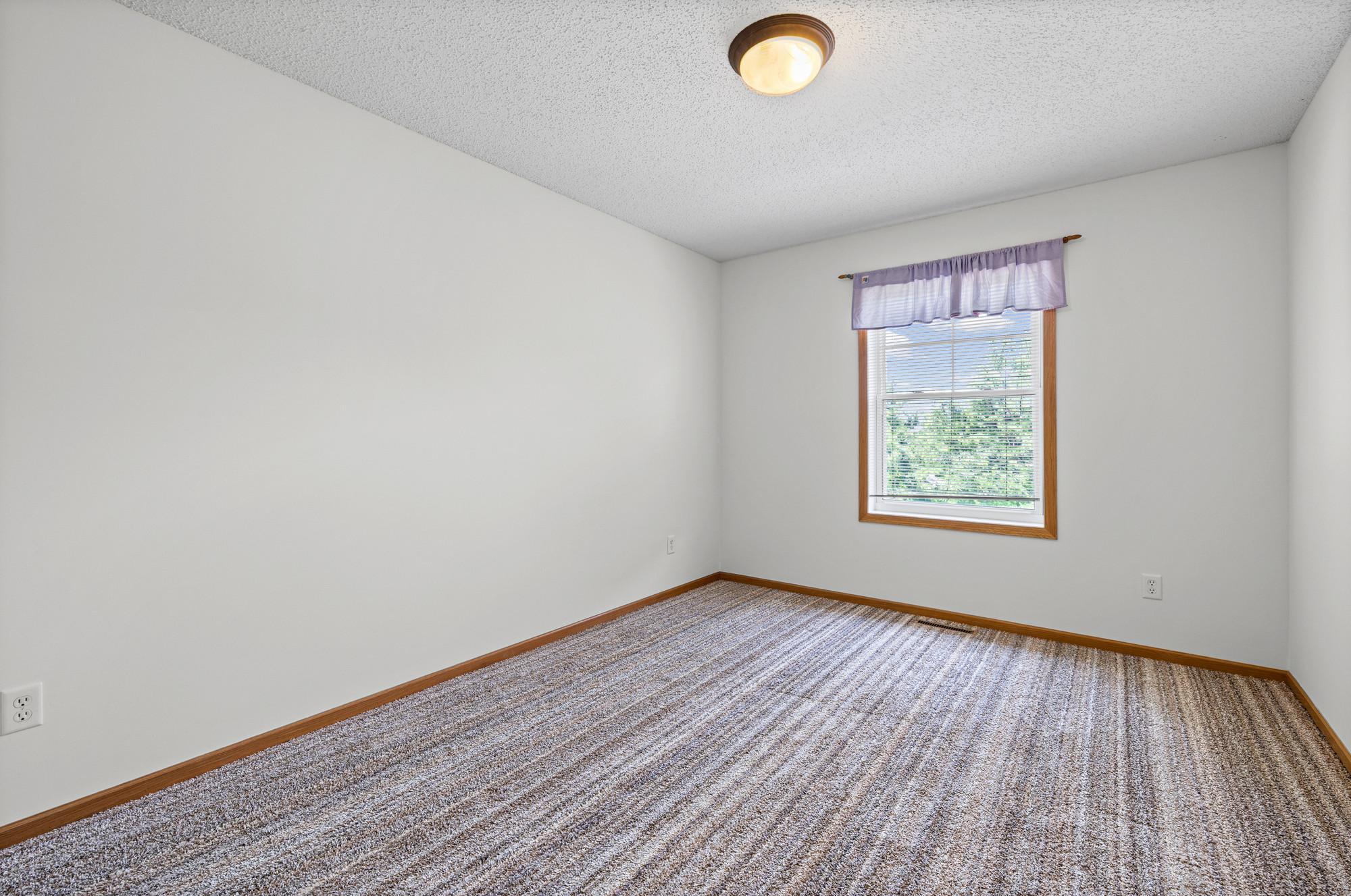 View of Residential at 3232 Oak View Drive, Woodbury MN 55129, Woodbury (22 of 35) - Mike Wilen | Minnesota Team Real Estate