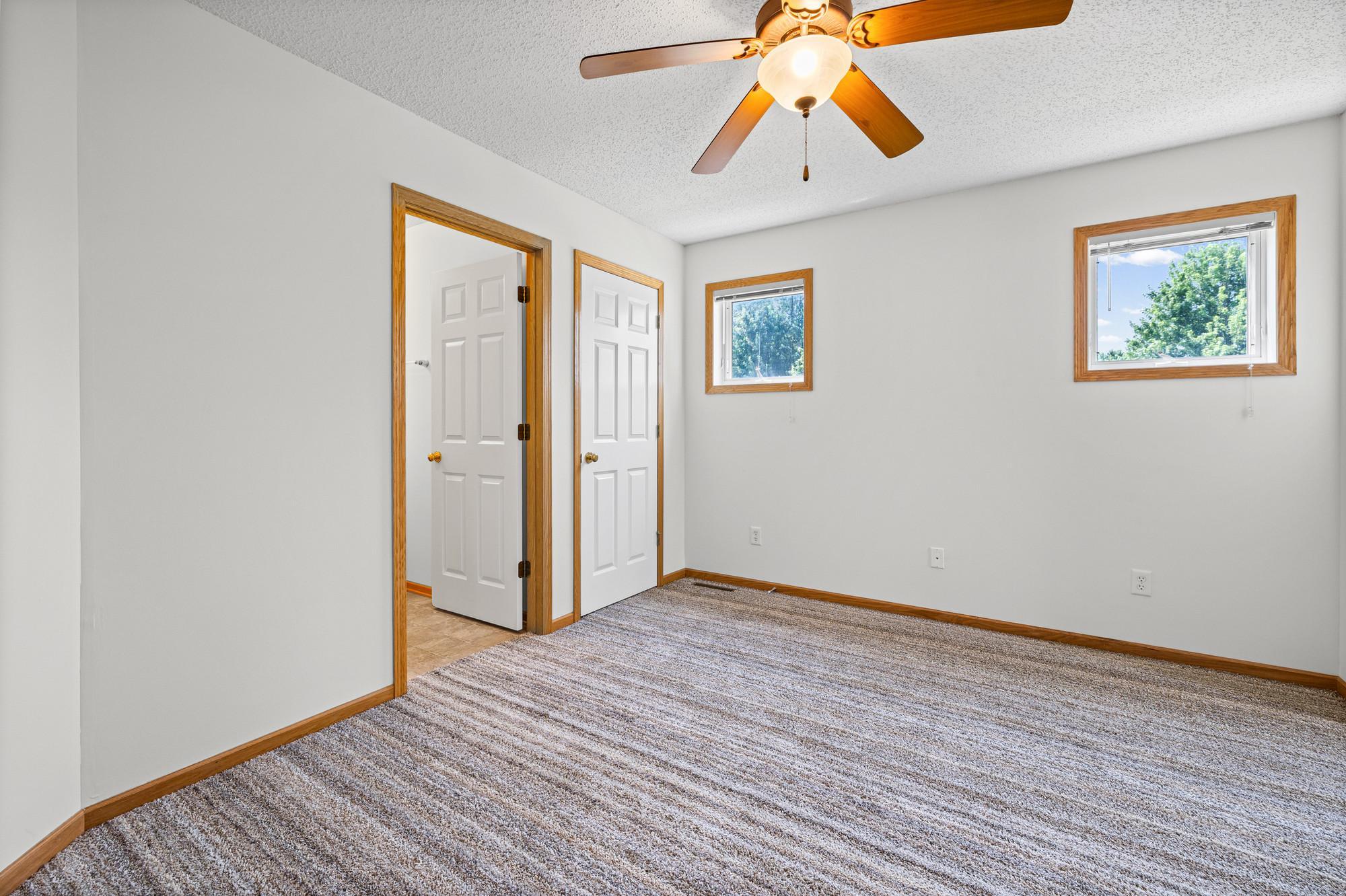 View of Residential at 3232 Oak View Drive, Woodbury MN 55129, Woodbury (18 of 35) - Mike Wilen | Minnesota Team Real Estate