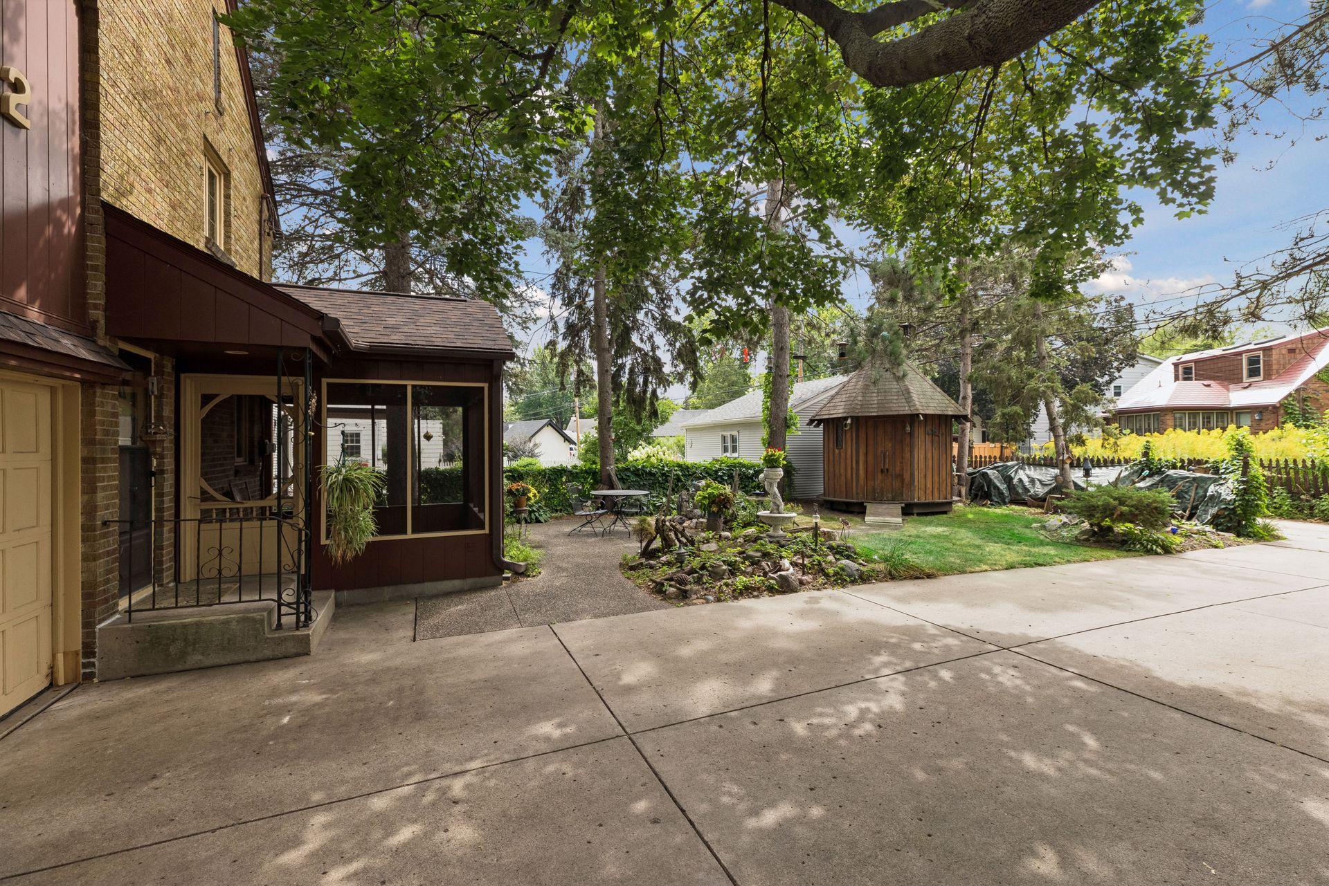 View of Residential at 5522 Edgewater Boulevard, Minneapolis MN 55417, Minneapolis (39 of 53) - Mike Wilen | Minnesota Team Real Estate