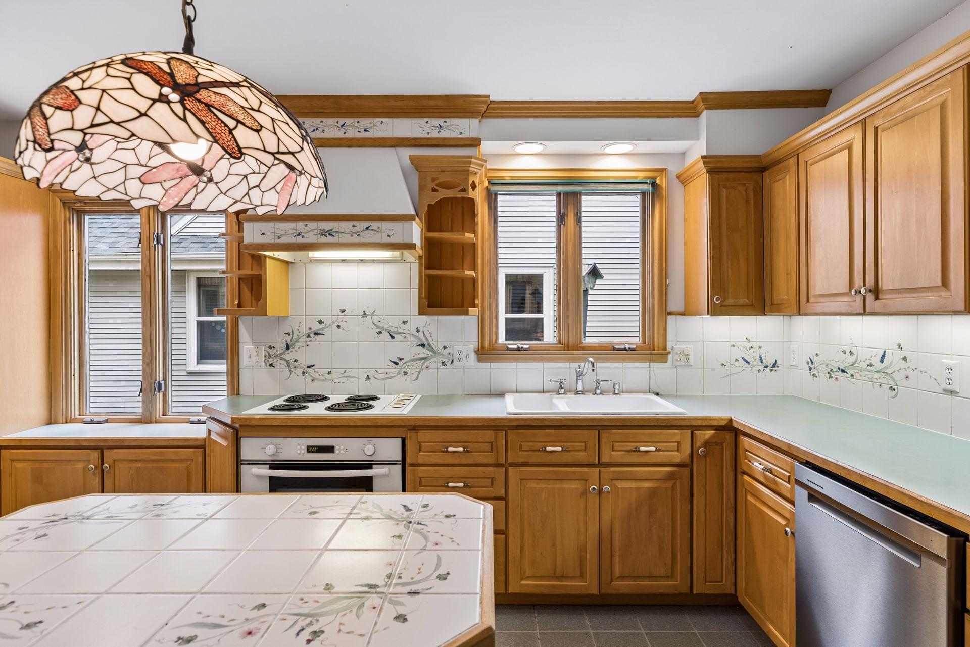 View of Residential at 5522 Edgewater Boulevard, Minneapolis MN 55417, Minneapolis (14 of 53) - Mike Wilen | Minnesota Team Real Estate