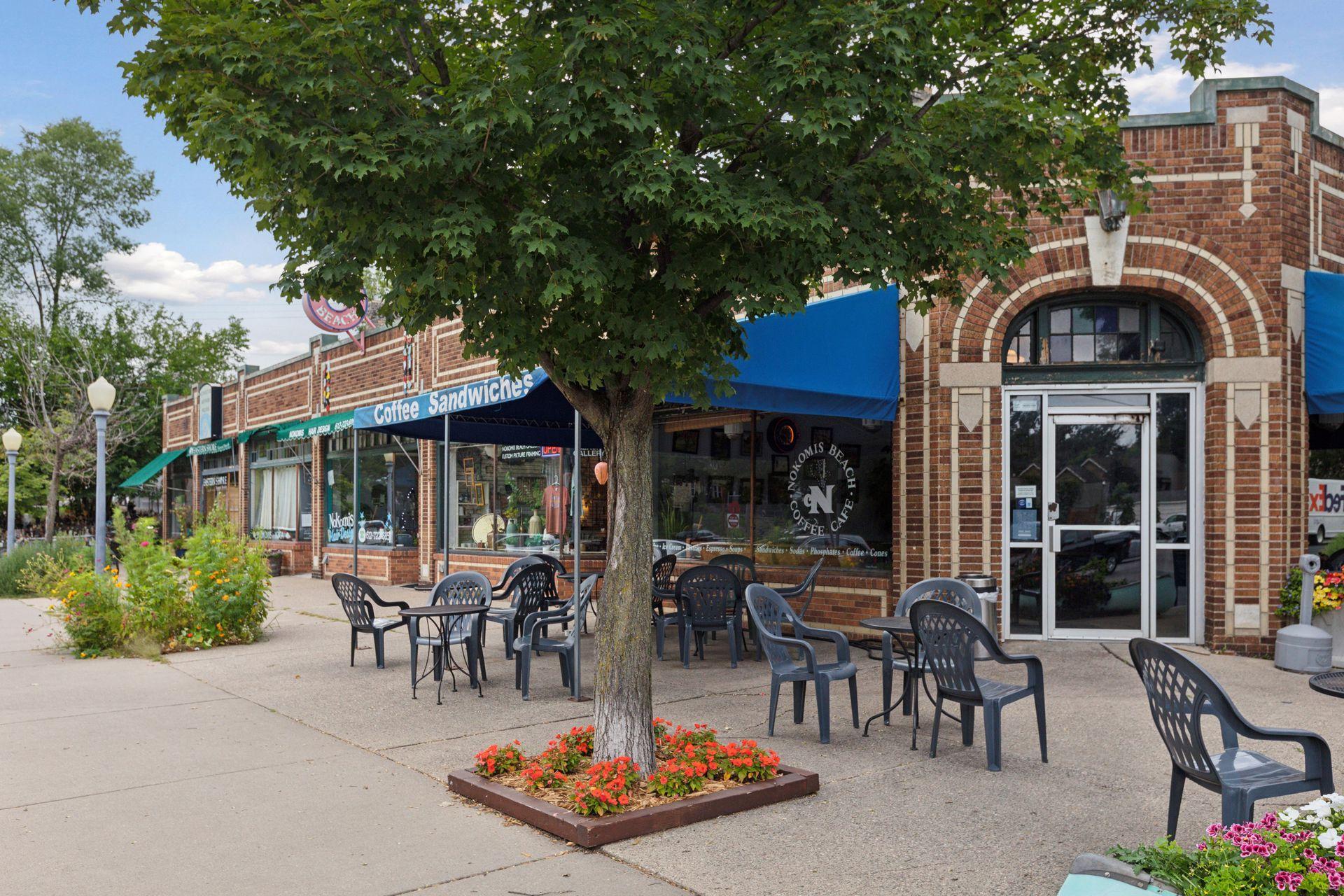 View of Residential at 5522 Edgewater Boulevard, Minneapolis MN 55417, Minneapolis (51 of 53) - Mike Wilen | Minnesota Team Real Estate