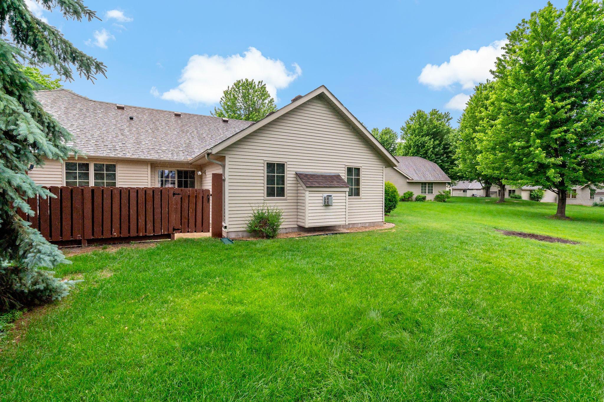 View of Residential at 8541 Inverness Lane, Brooklyn Park MN 55443, Brooklyn Park (5 of 30) - Mike Wilen | Minnesota Team Real Estate