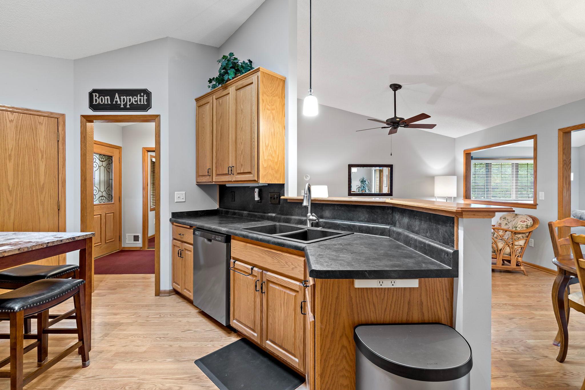 View of Residential at 8541 Inverness Lane, Brooklyn Park MN 55443, Brooklyn Park (14 of 30) - Mike Wilen | Minnesota Team Real Estate