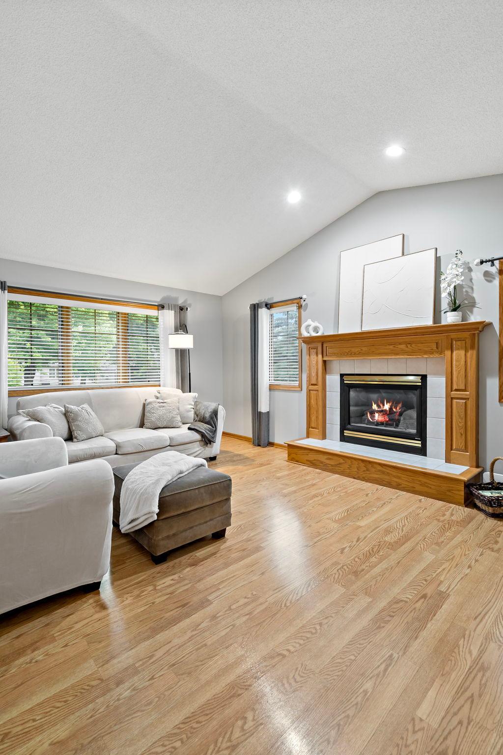 View of Residential at 8541 Inverness Lane, Brooklyn Park MN 55443, Brooklyn Park (24 of 30) - Mike Wilen | Minnesota Team Real Estate