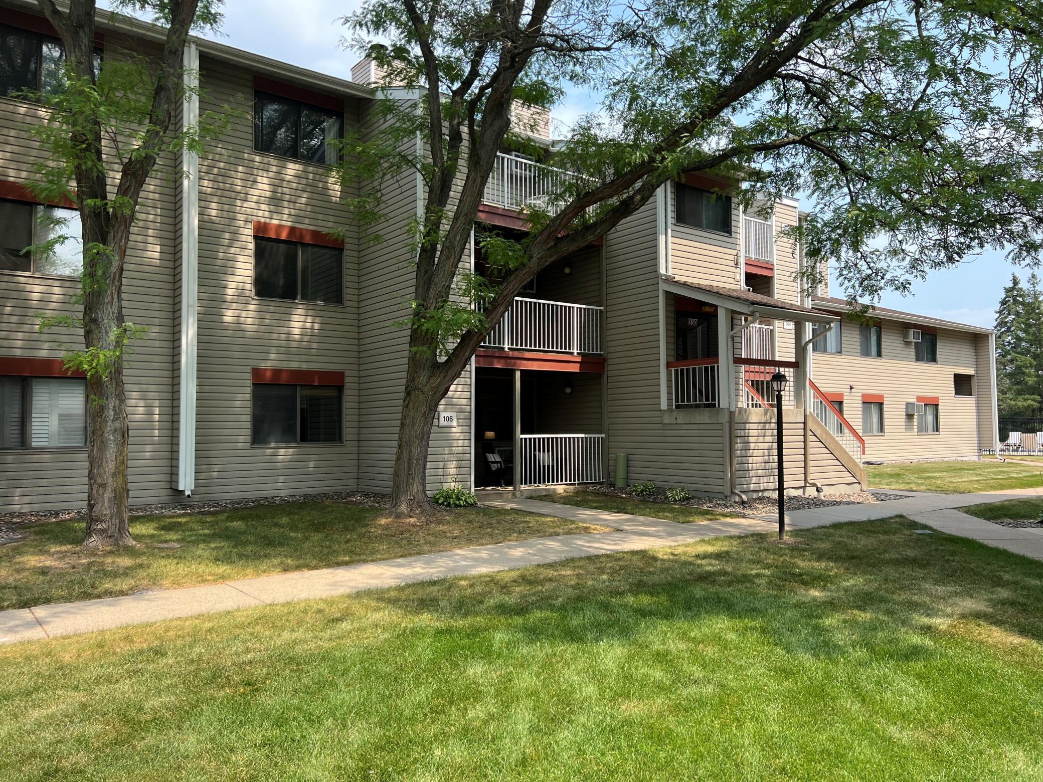View of Residential at 350 Shelard Parkway #106, Saint Louis Park MN 55426, Saint Louis Park (22 of 23) - Mike Wilen | Minnesota Team Real Estate