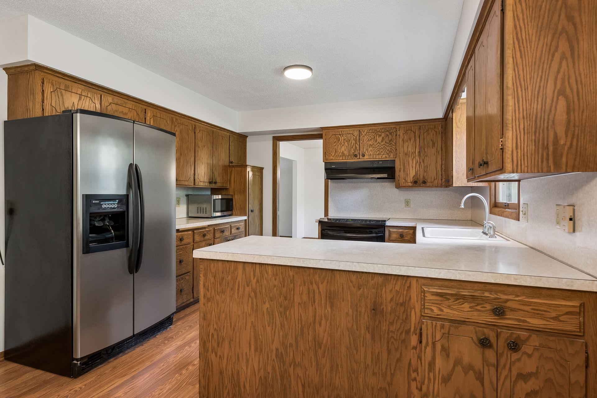 View of Residential at 6508 Shore Drive, Edina MN 55435, Edina (8 of 23) - Mike Wilen | Minnesota Team Real Estate
