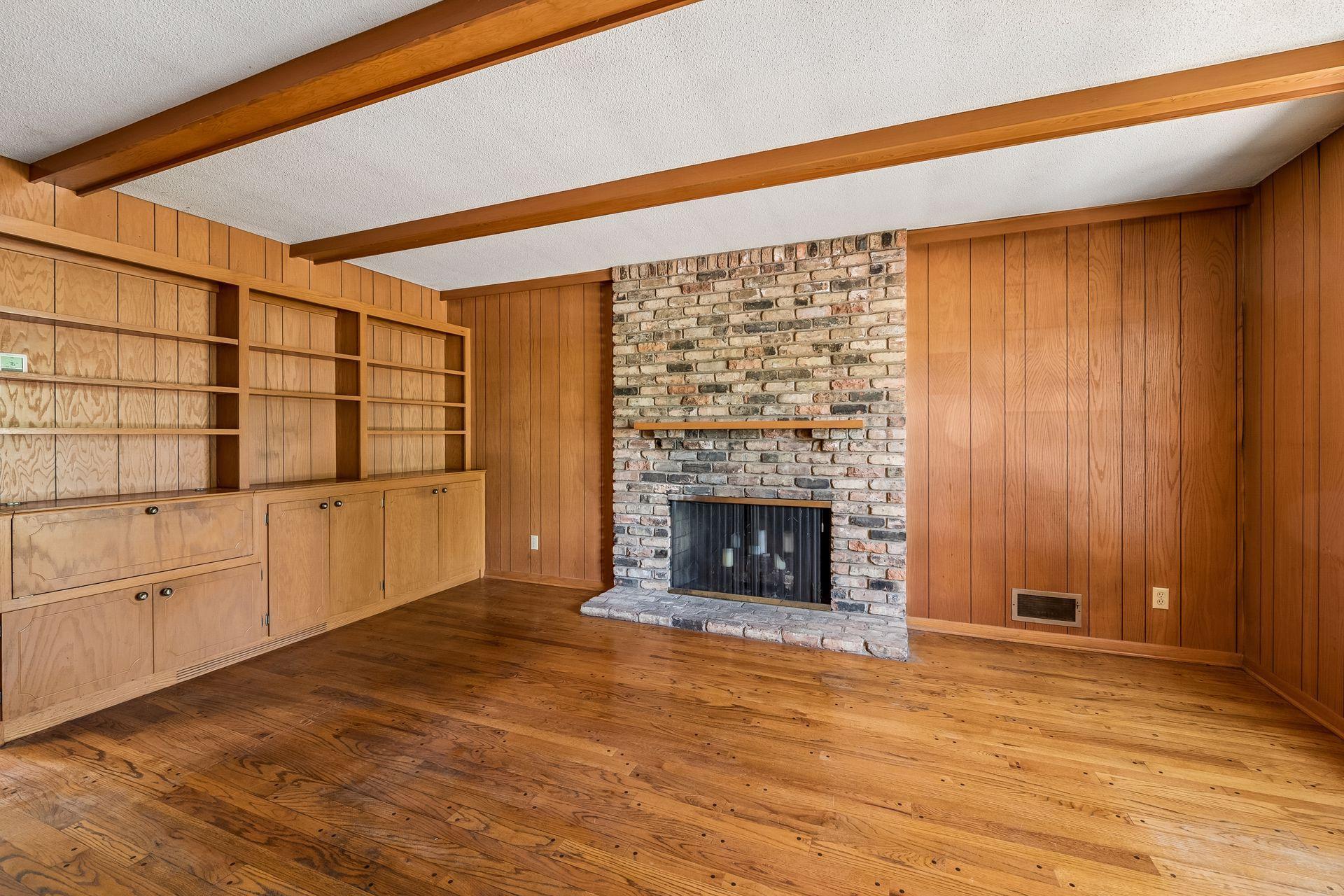 View of Residential at 6508 Shore Drive, Edina MN 55435, Edina (11 of 23) - Mike Wilen | Minnesota Team Real Estate