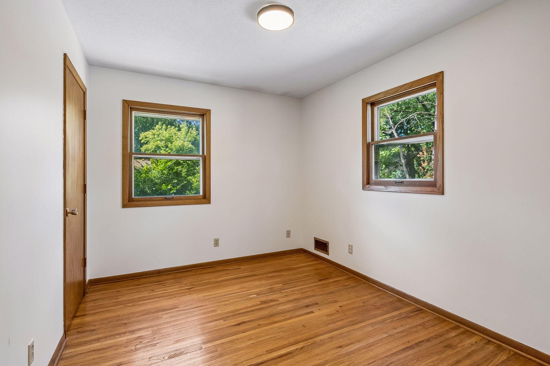 View of Residential at 6508 Shore Drive, Edina MN 55435, Edina (17 of 23) - Mike Wilen | Minnesota Team Real Estate