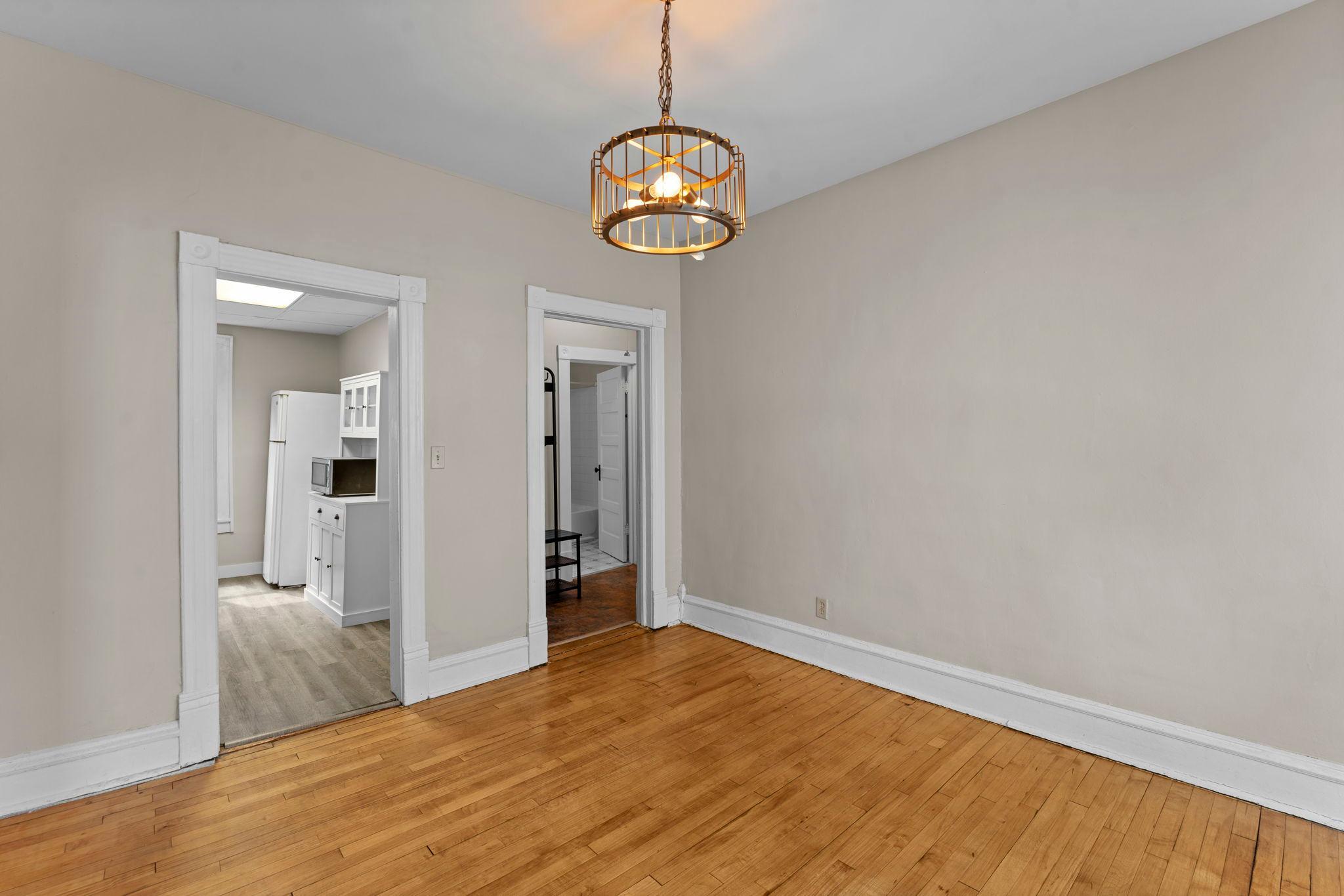 View of Residential Income at 1673 Van Buren Avenue, Saint Paul MN 55104, Saint Paul (9 of 58) - Mike Wilen | Minnesota Team Real Estate