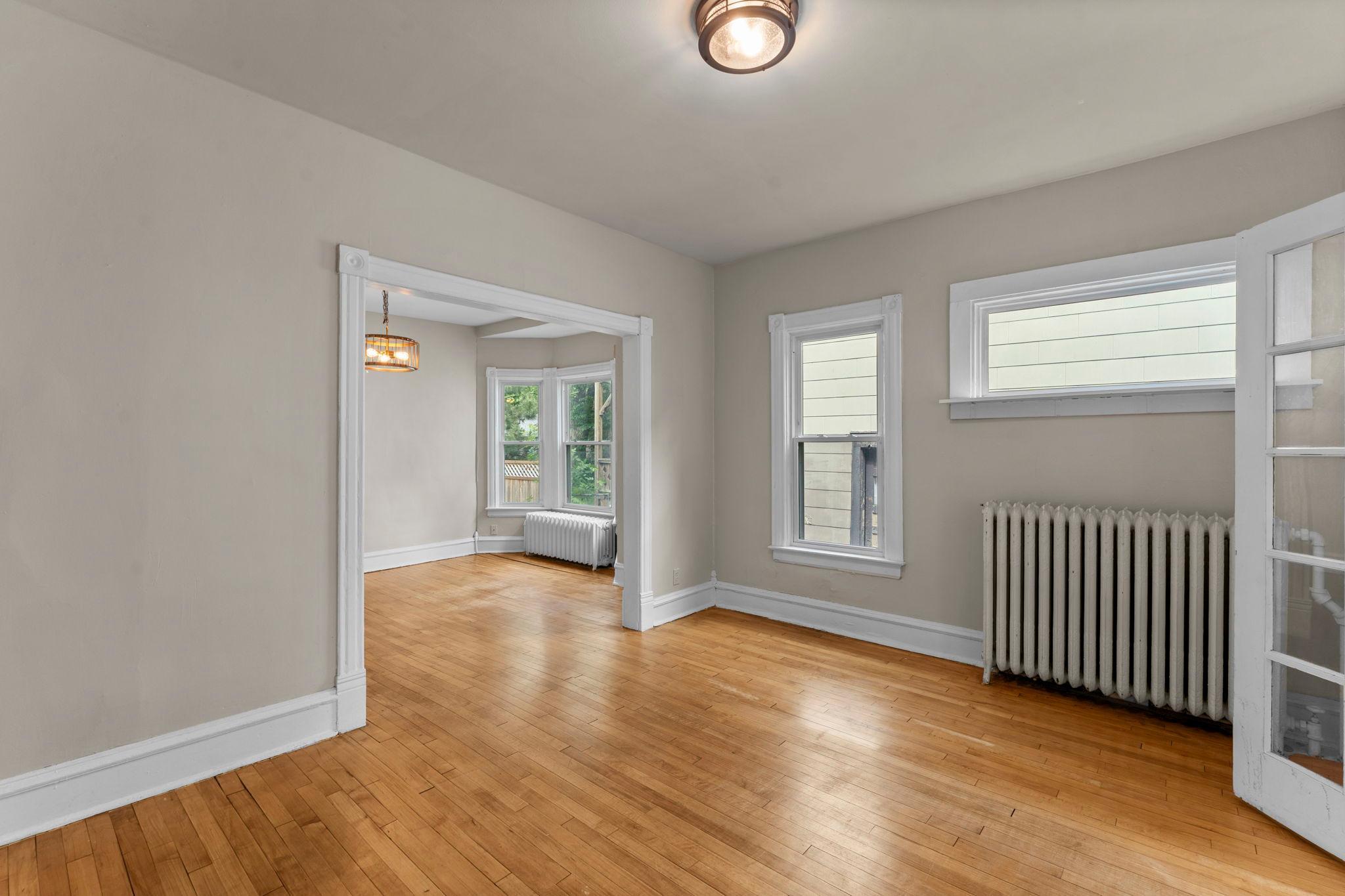 View of Residential Income at 1673 Van Buren Avenue, Saint Paul MN 55104, Saint Paul (8 of 58) - Mike Wilen | Minnesota Team Real Estate