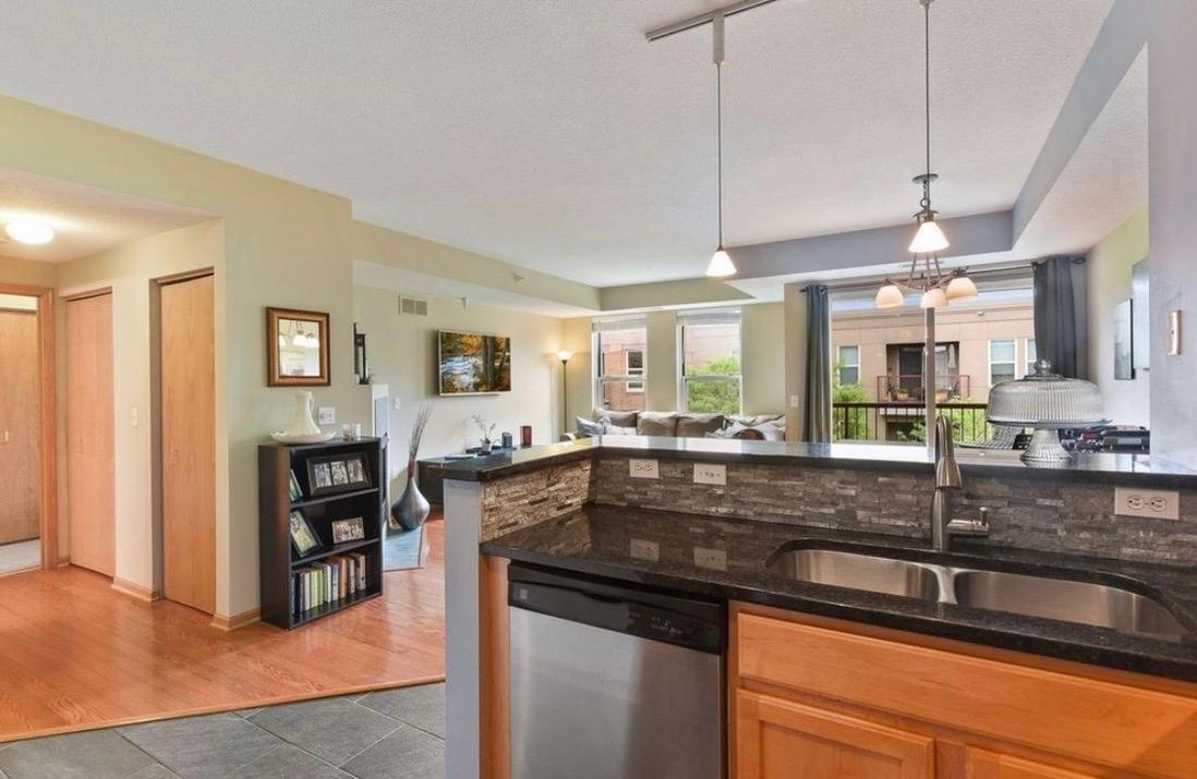View of Residential at 660 2nd Street #401, Minneapolis MN 55401, Minneapolis (5 of 15) - Mike Wilen | Minnesota Team Real Estate