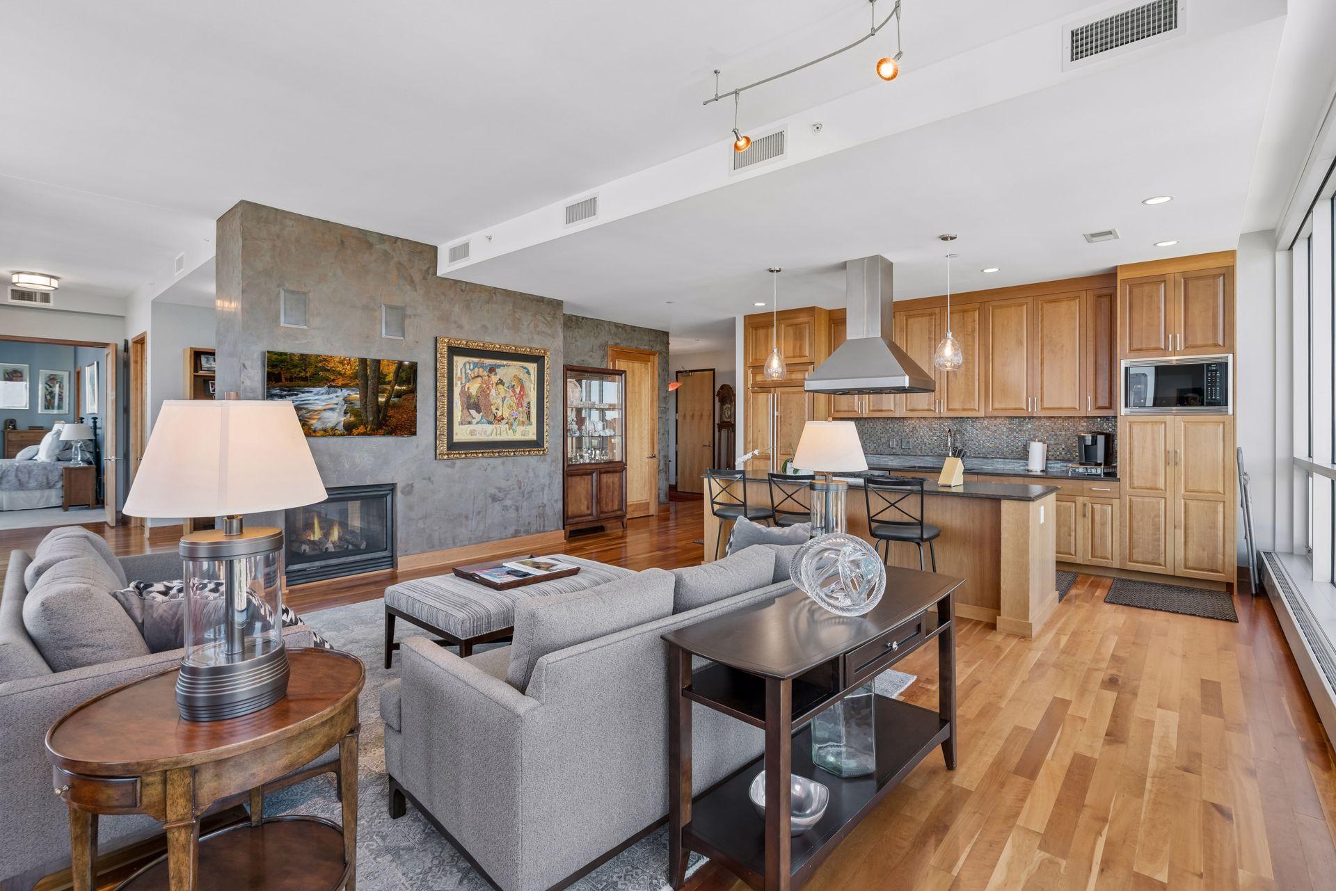 View of Residential at 222 2nd Street #1603, Minneapolis MN 55414, Minneapolis (16 of 59) - Mike Wilen | Minnesota Team Real Estate