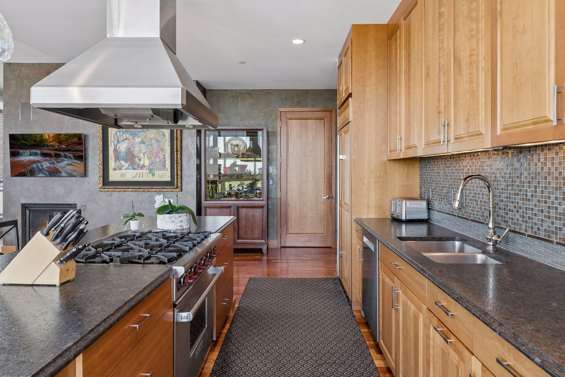 View of Residential at 222 2nd Street #1603, Minneapolis MN 55414, Minneapolis (15 of 59) - Mike Wilen | Minnesota Team Real Estate