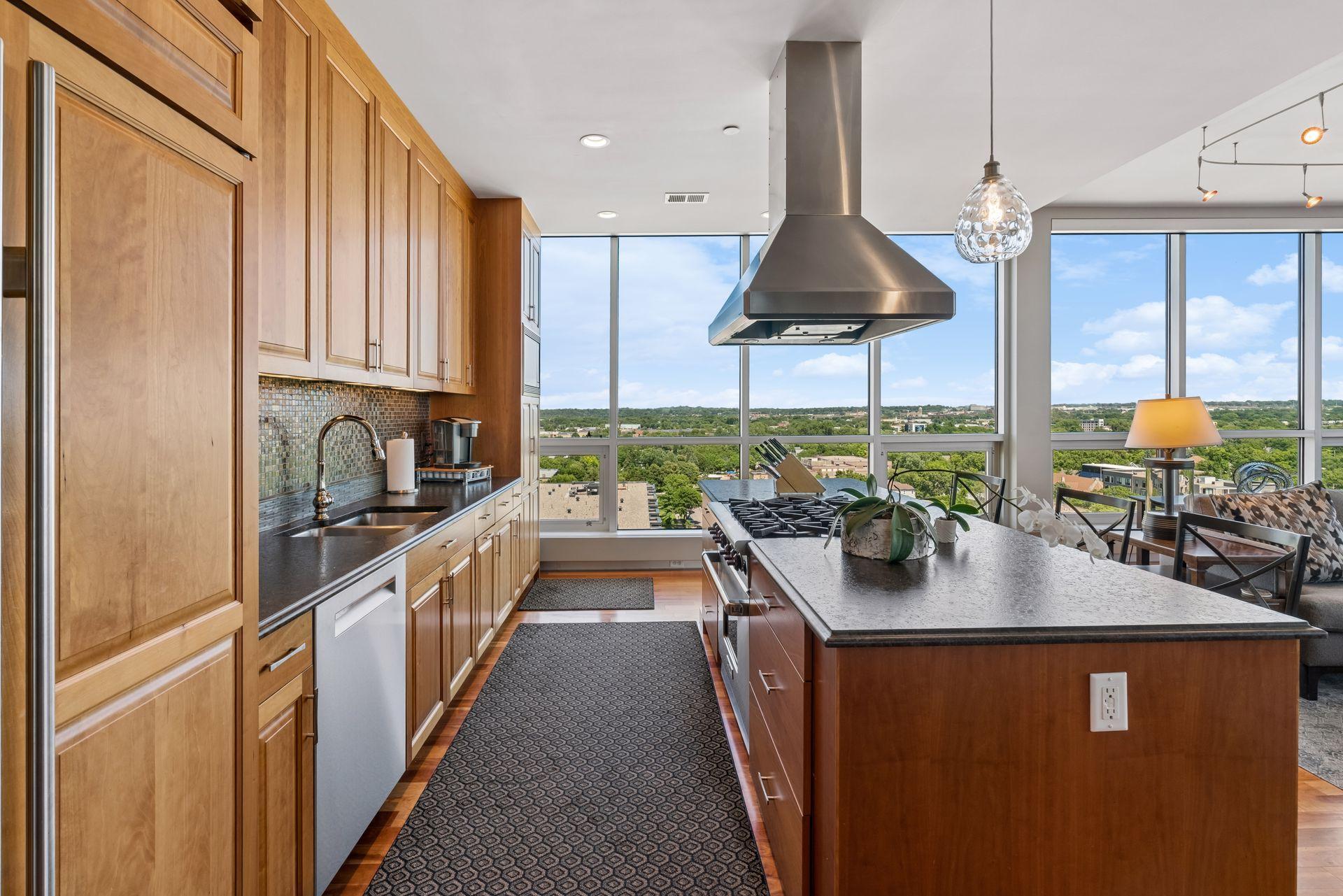 View of Residential at 222 2nd Street #1603, Minneapolis MN 55414, Minneapolis (12 of 59) - Mike Wilen | Minnesota Team Real Estate