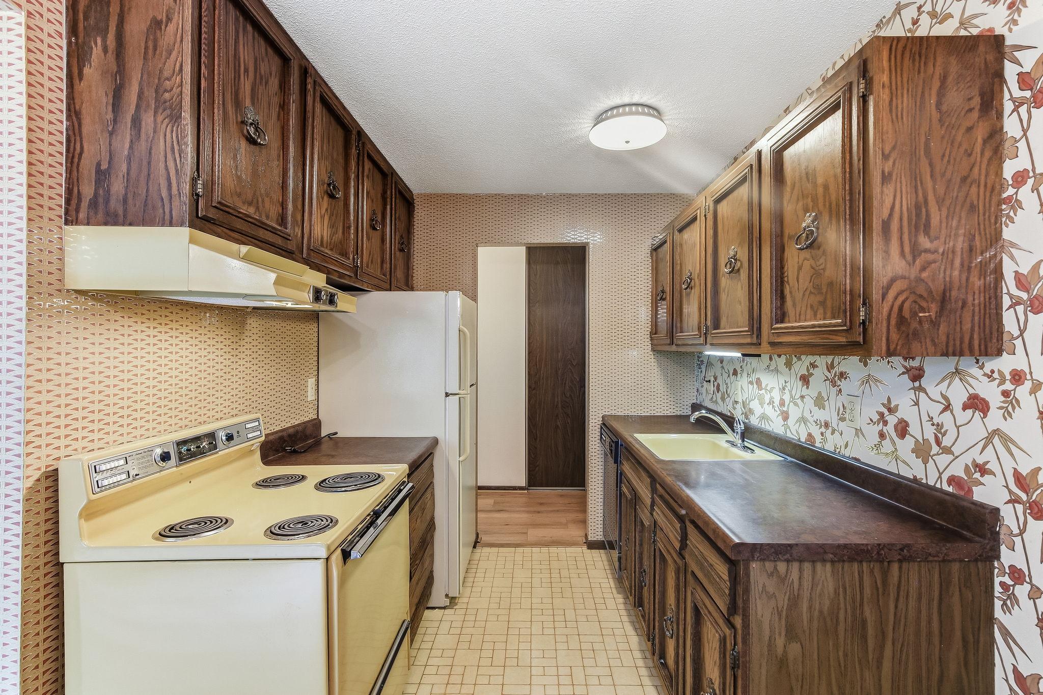 View of Residential at 4624 Cedar Lake Road #4, Saint Louis Park MN 55416, Saint Louis Park (2 of 22) - Mike Wilen | Minnesota Team Real Estate