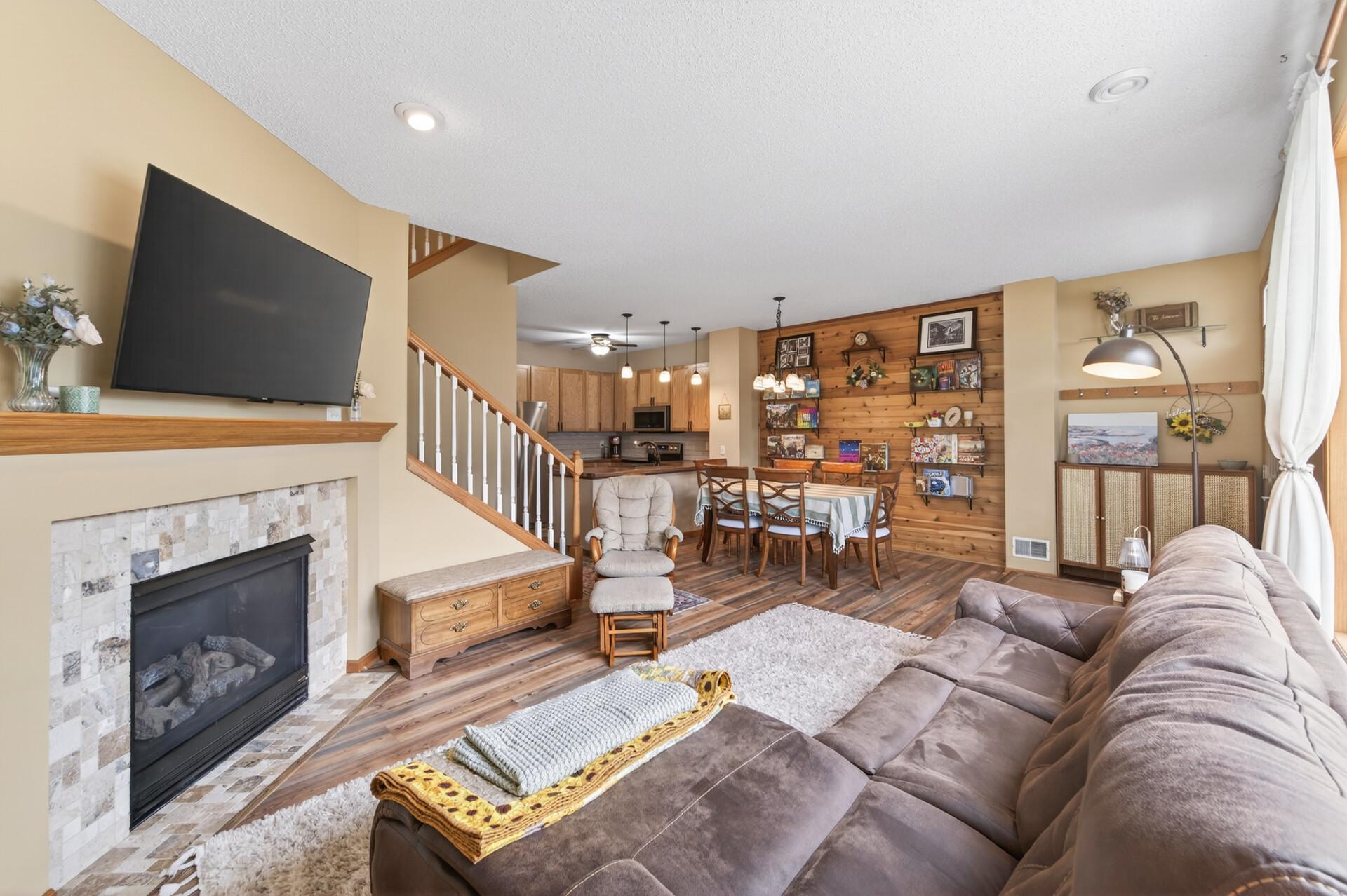 View of Residential at 7606 11th Street, Oakdale MN 55128, Oakdale (5 of 19) - Mike Wilen | Minnesota Team Real Estate