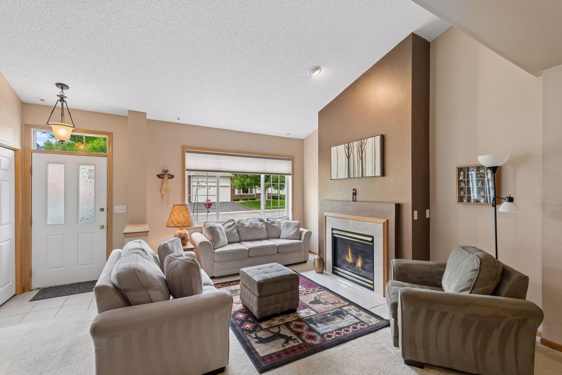 View of Residential at 2013 Stahlke Way, Chaska MN 55318, Chaska (6 of 23) - Mike Wilen | Minnesota Team Real Estate