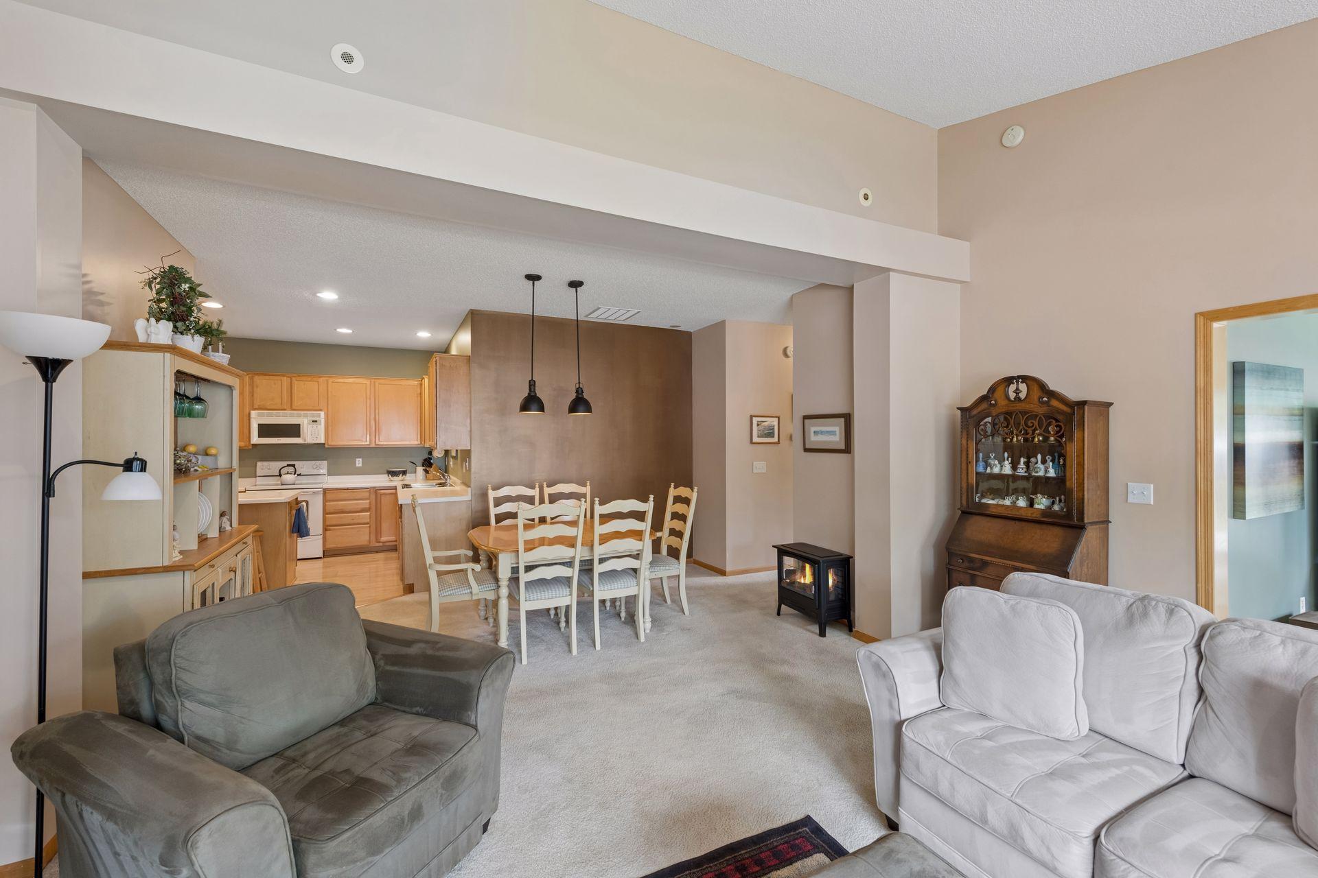View of Residential at 2013 Stahlke Way, Chaska MN 55318, Chaska (10 of 23) - Mike Wilen | Minnesota Team Real Estate