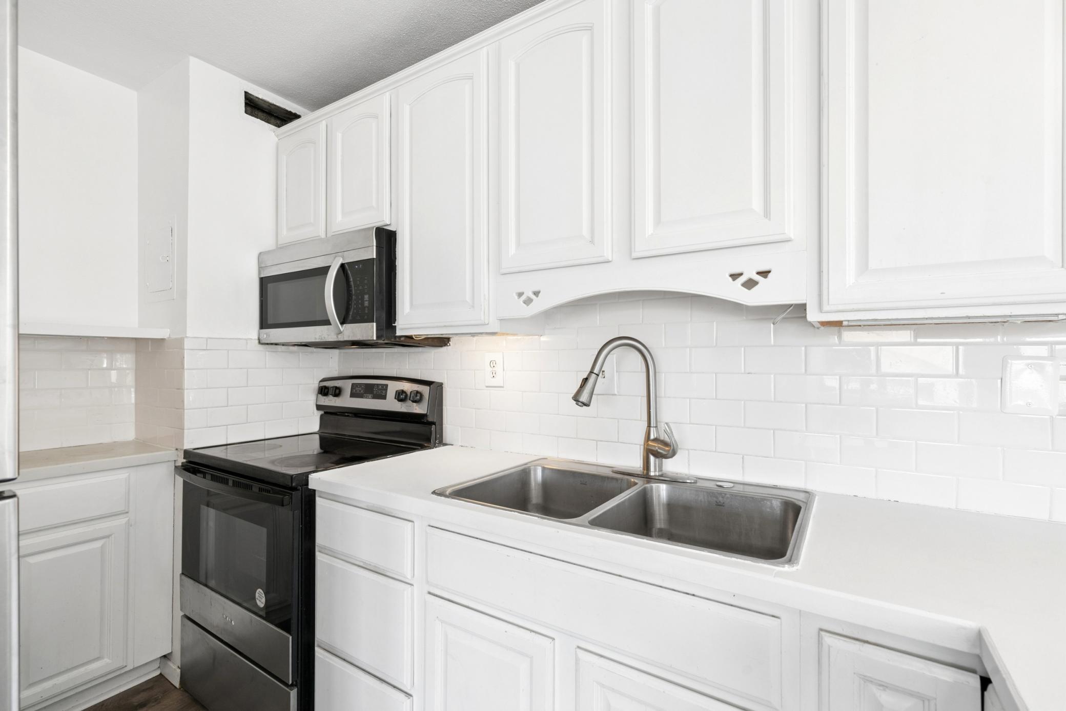 View of Residential at 19 1st Street #B908, Minneapolis MN 55401, Minneapolis (27 of 43) - Mike Wilen | Minnesota Team Real Estate