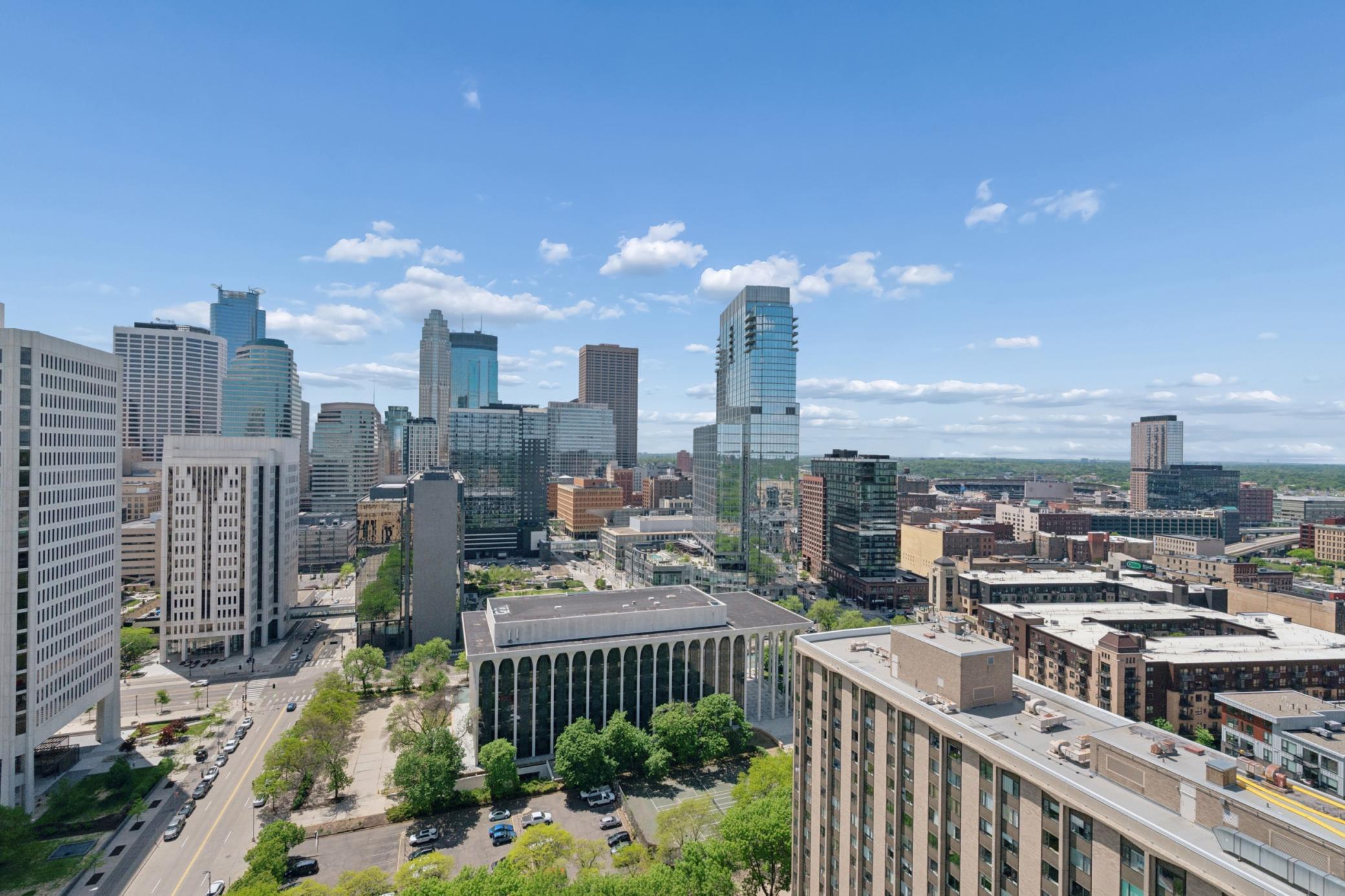 View of Residential at 19 1st Street #B908, Minneapolis MN 55401, Minneapolis (40 of 43) - Mike Wilen | Minnesota Team Real Estate