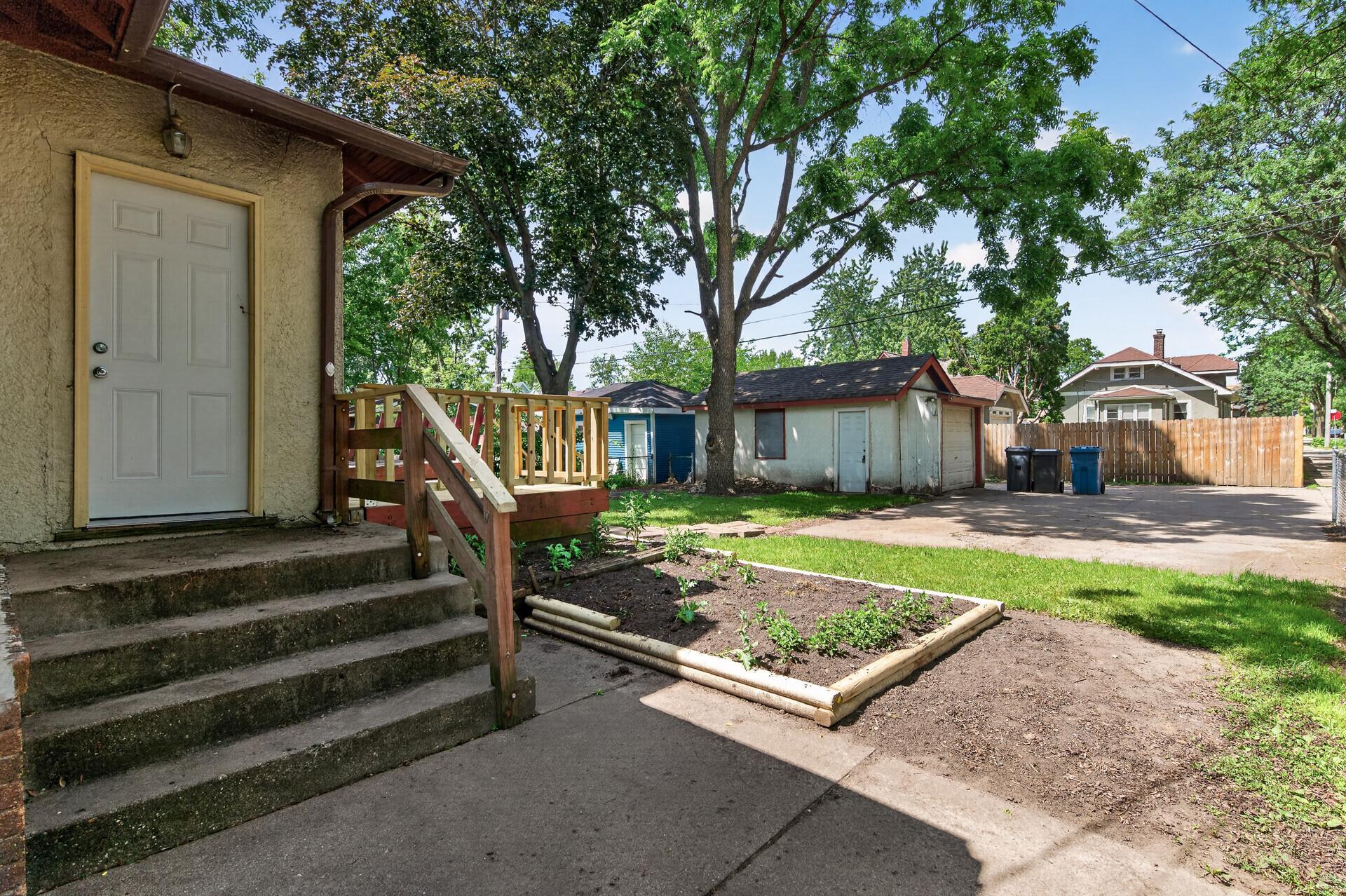 View of Residential at 3251 Colfax Avenue, Minneapolis MN 55412, Minneapolis (29 of 31) - Mike Wilen | Minnesota Team Real Estate