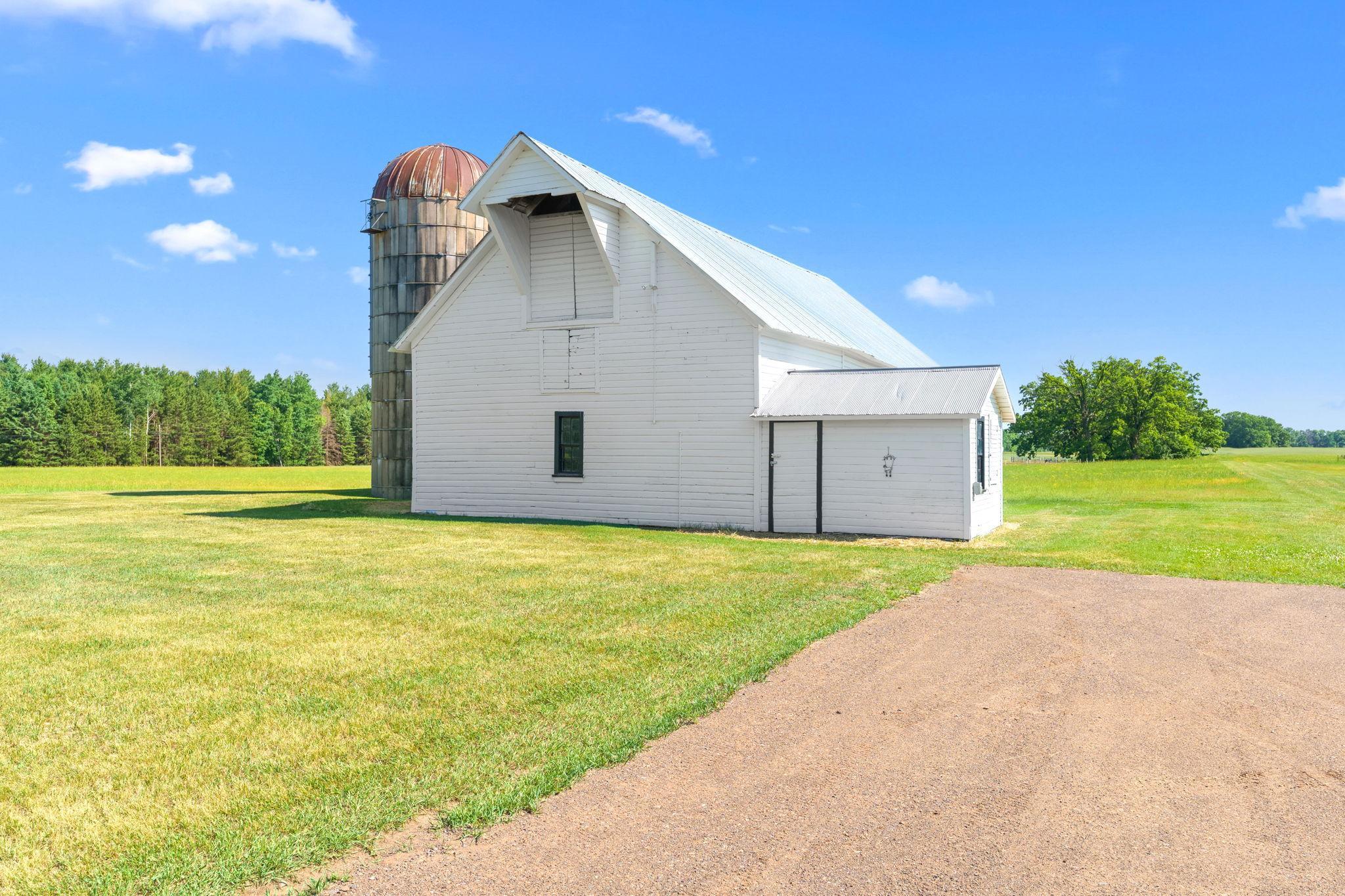 View of Residential at 8946 285th Avenue, North Branch MN 55056, North Branch (46 of 57) - Mike Wilen | Minnesota Team Real Estate